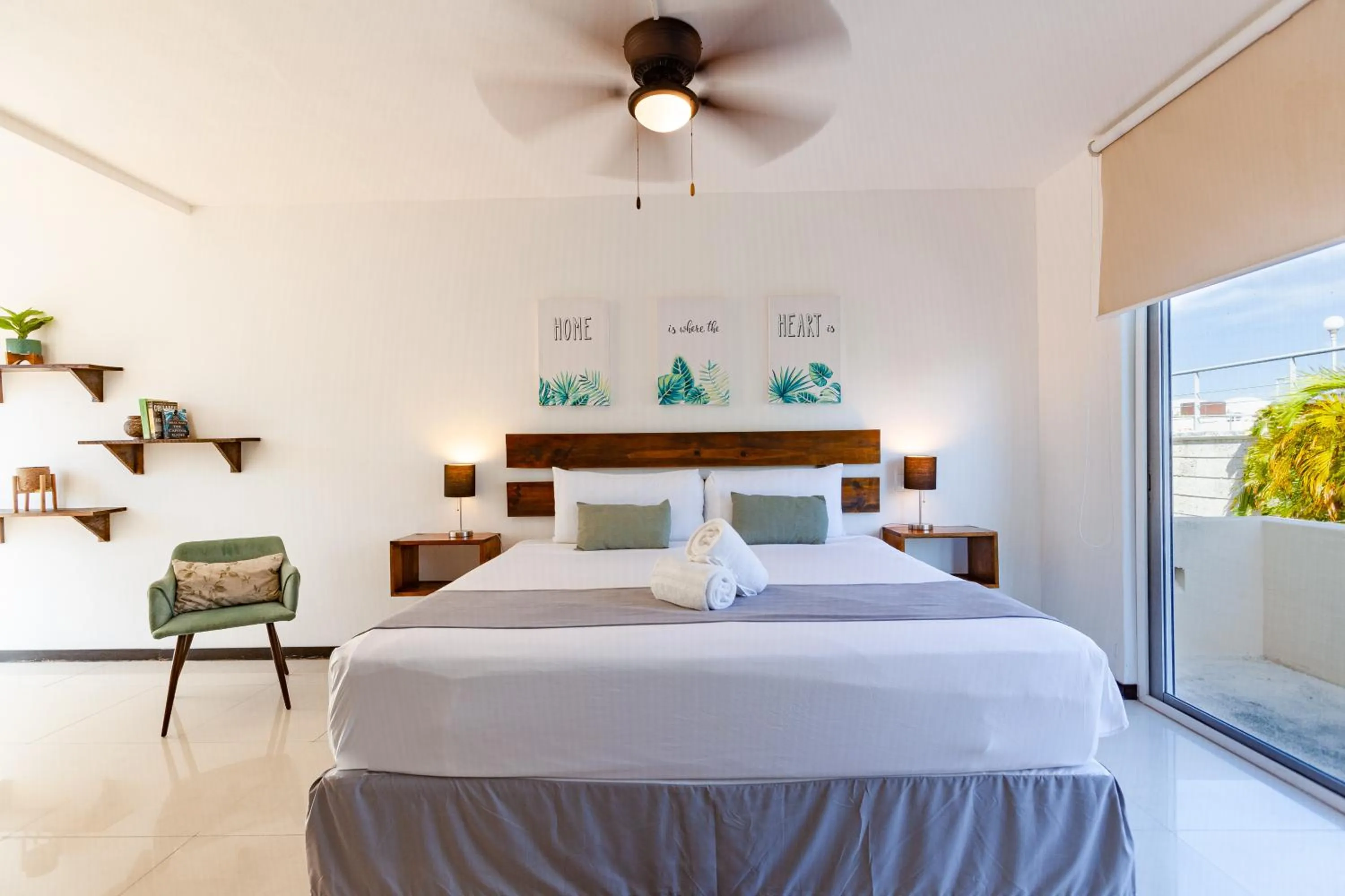 Bed in Via Tendenza Condos