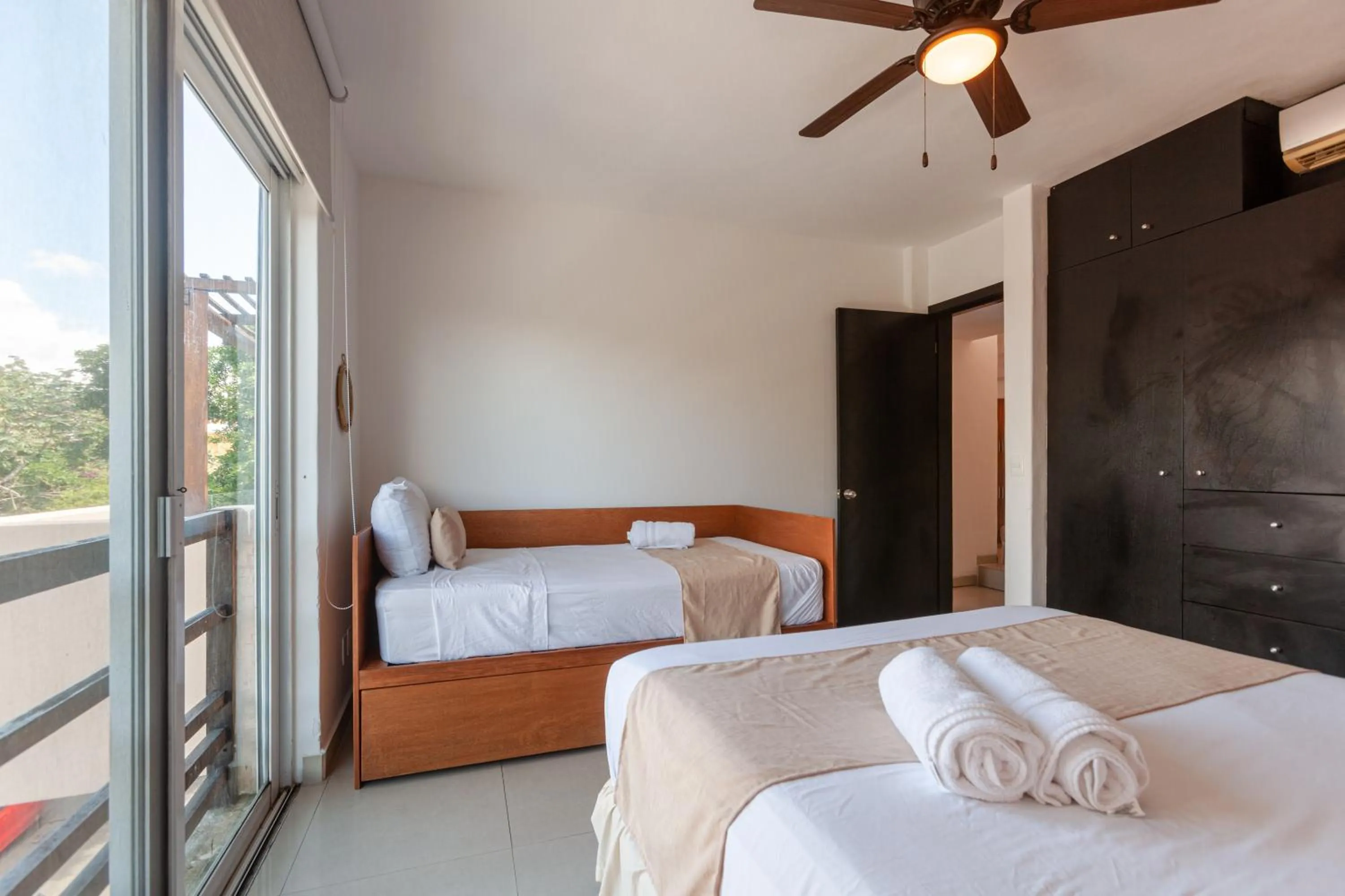 Bed in Via Tendenza Condos