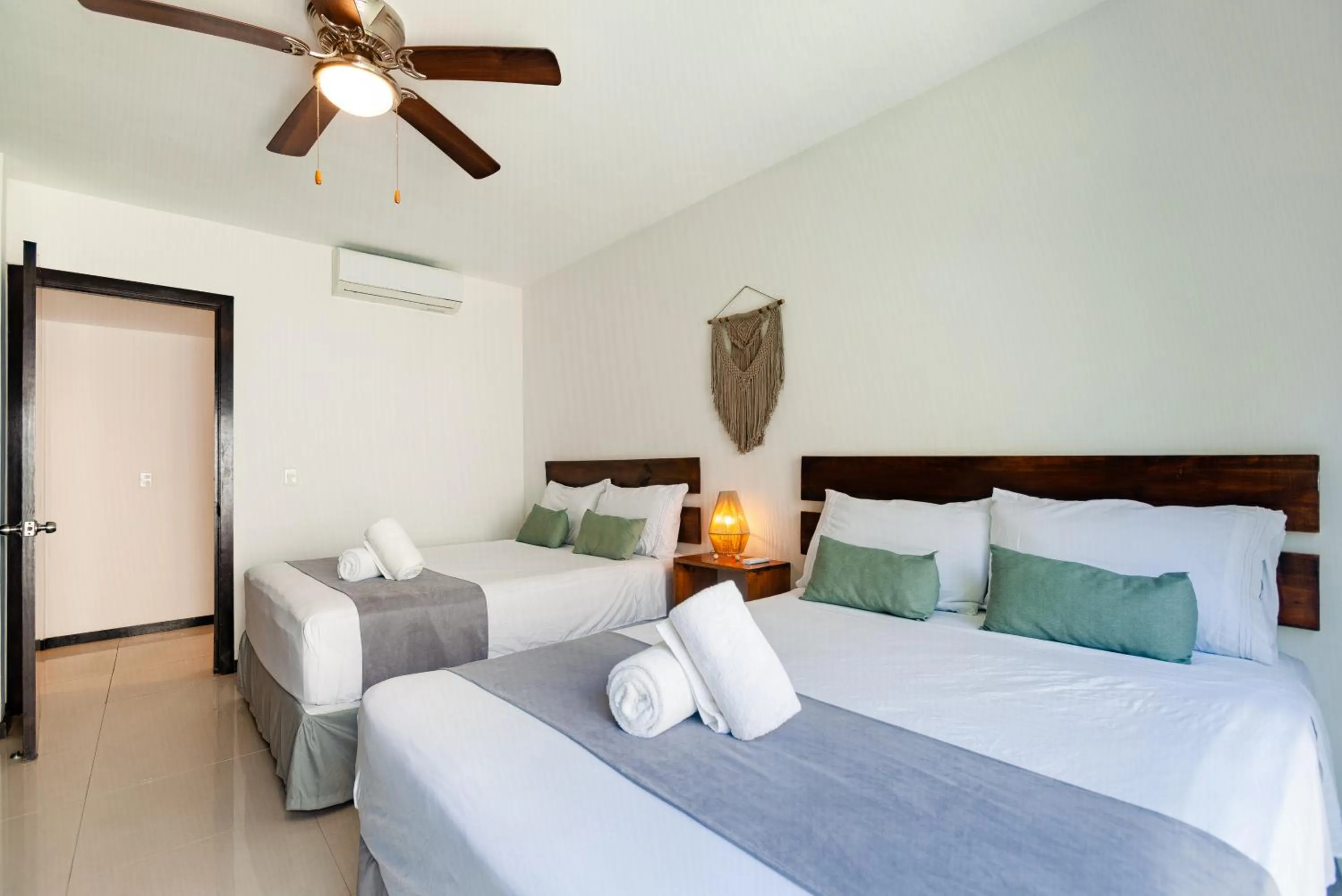 Bed in Via Tendenza Condos