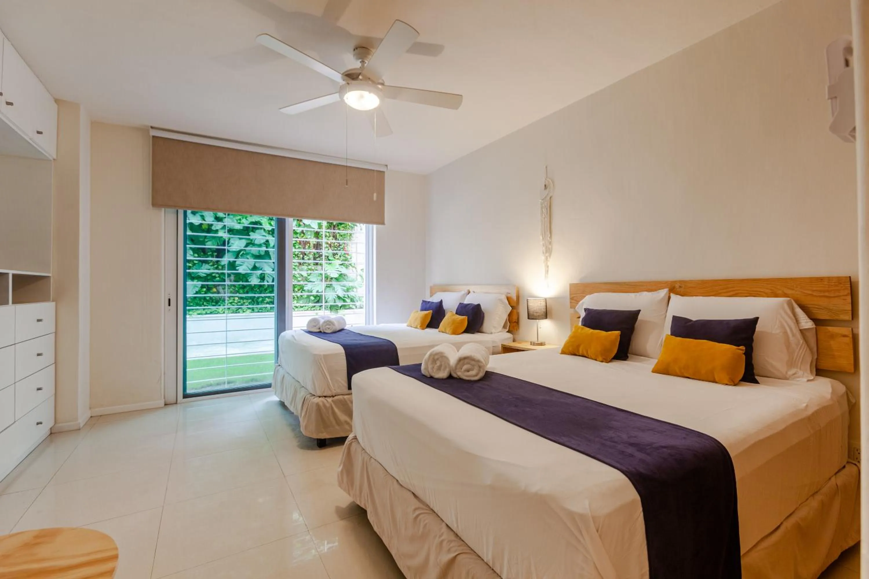 Bed in Via Tendenza Condos