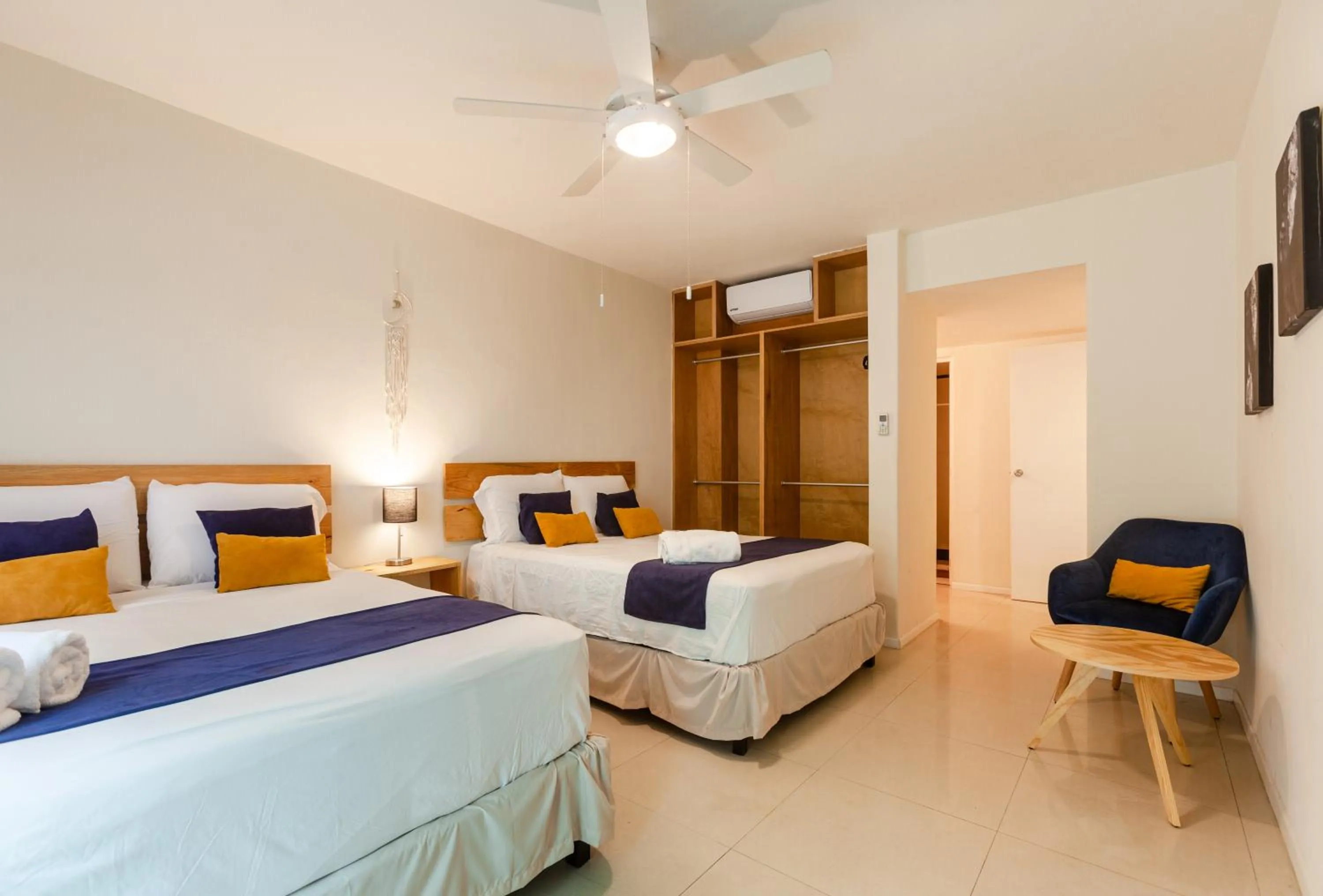 TV and multimedia, Bed in Via Tendenza Condos