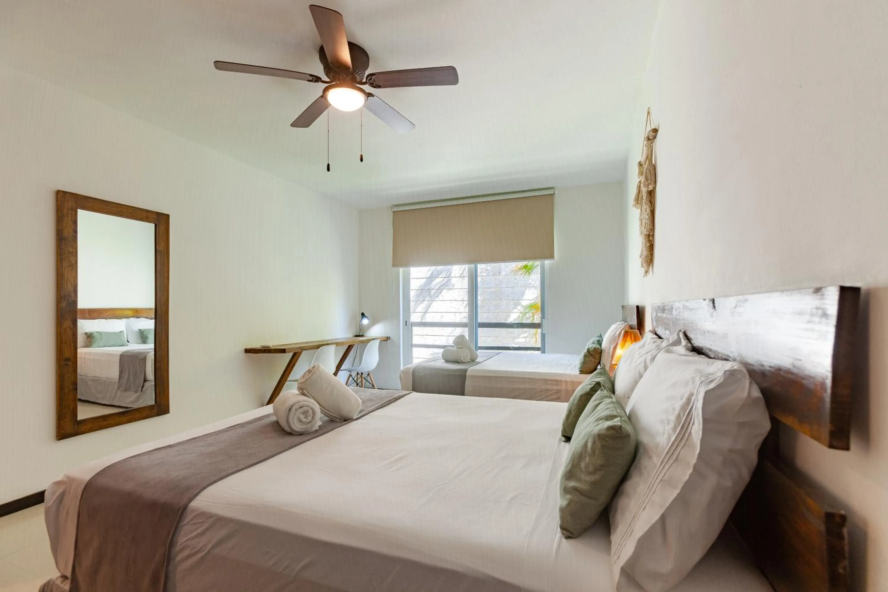 Bed in Via Tendenza Condos