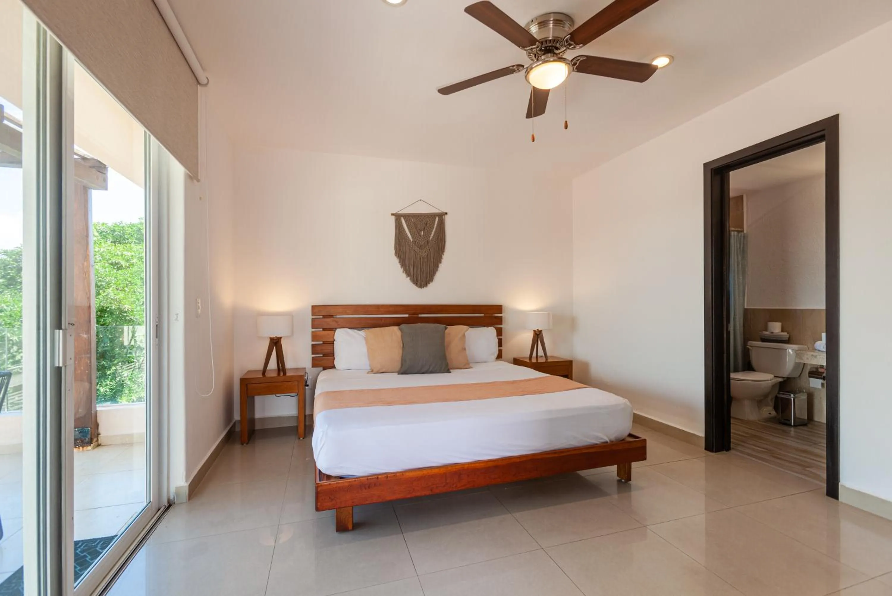 Bed in Via Tendenza Condos