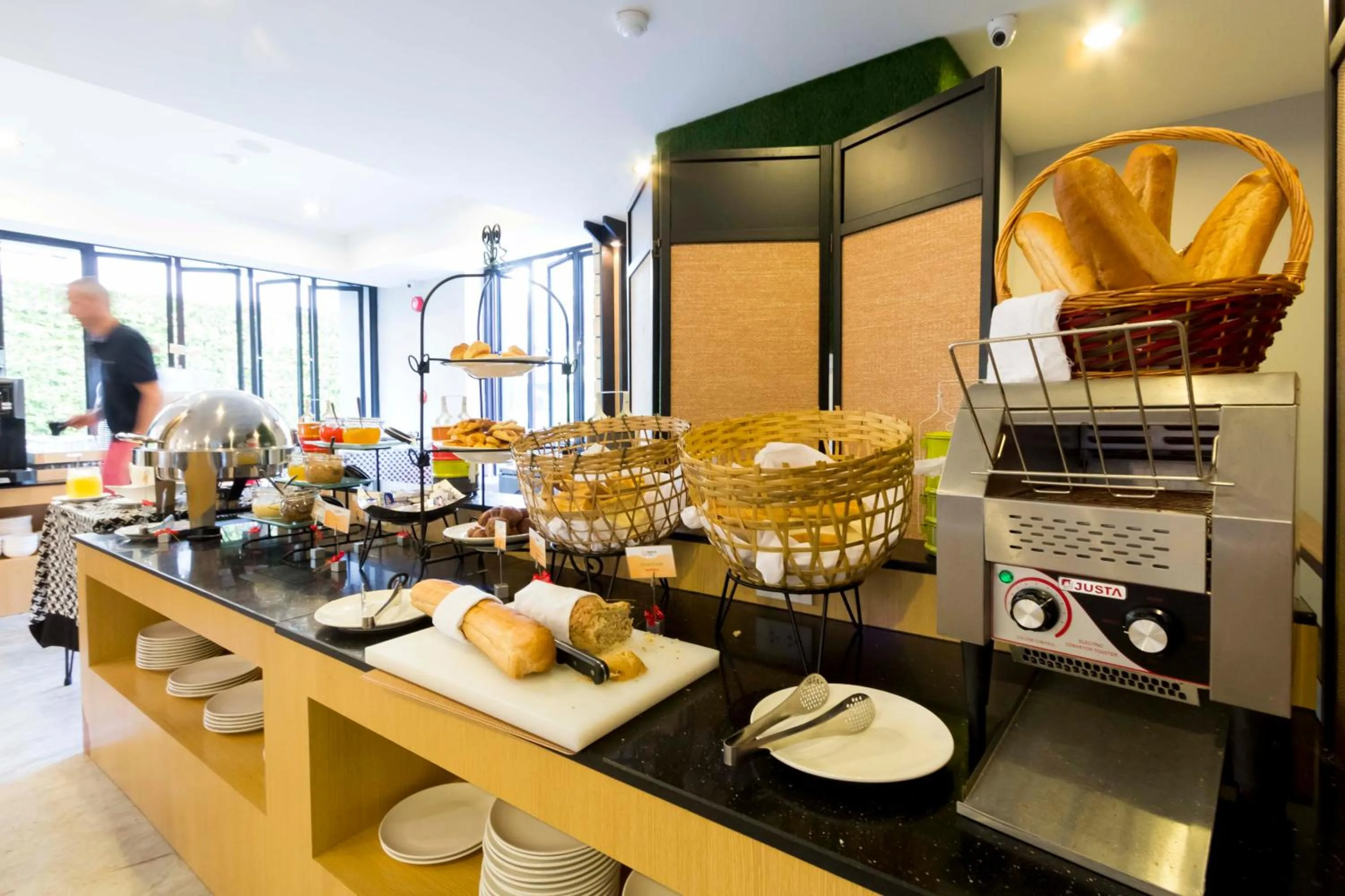 Restaurant/places to eat in Apple A Day Resort Krabi, Ao Nang Beach