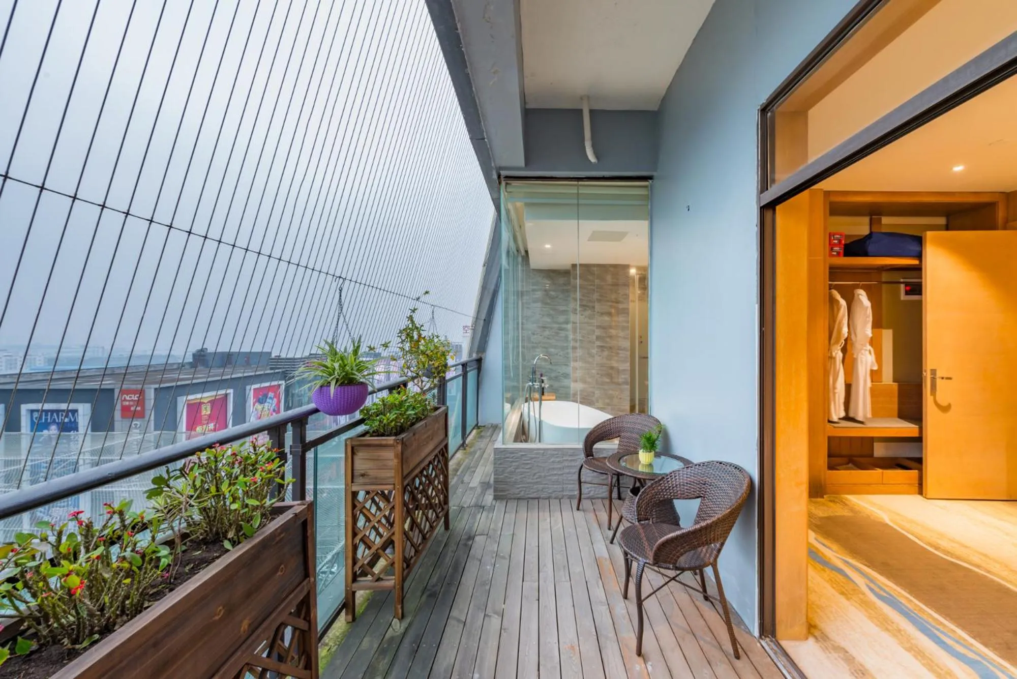Balcony/Terrace in Chongqing Shanggao Hotel