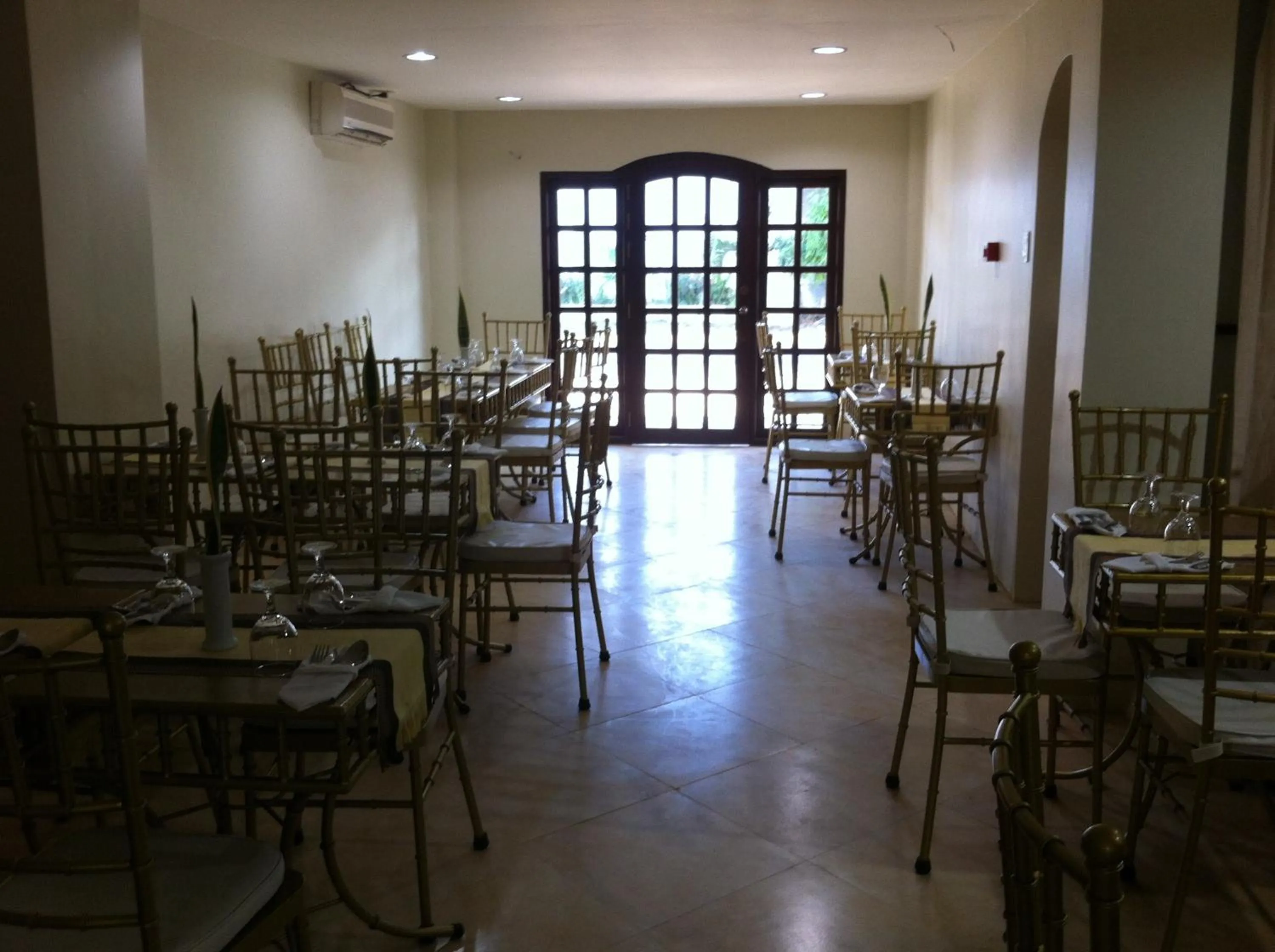 Restaurant/places to eat in Metro Vigan Inn