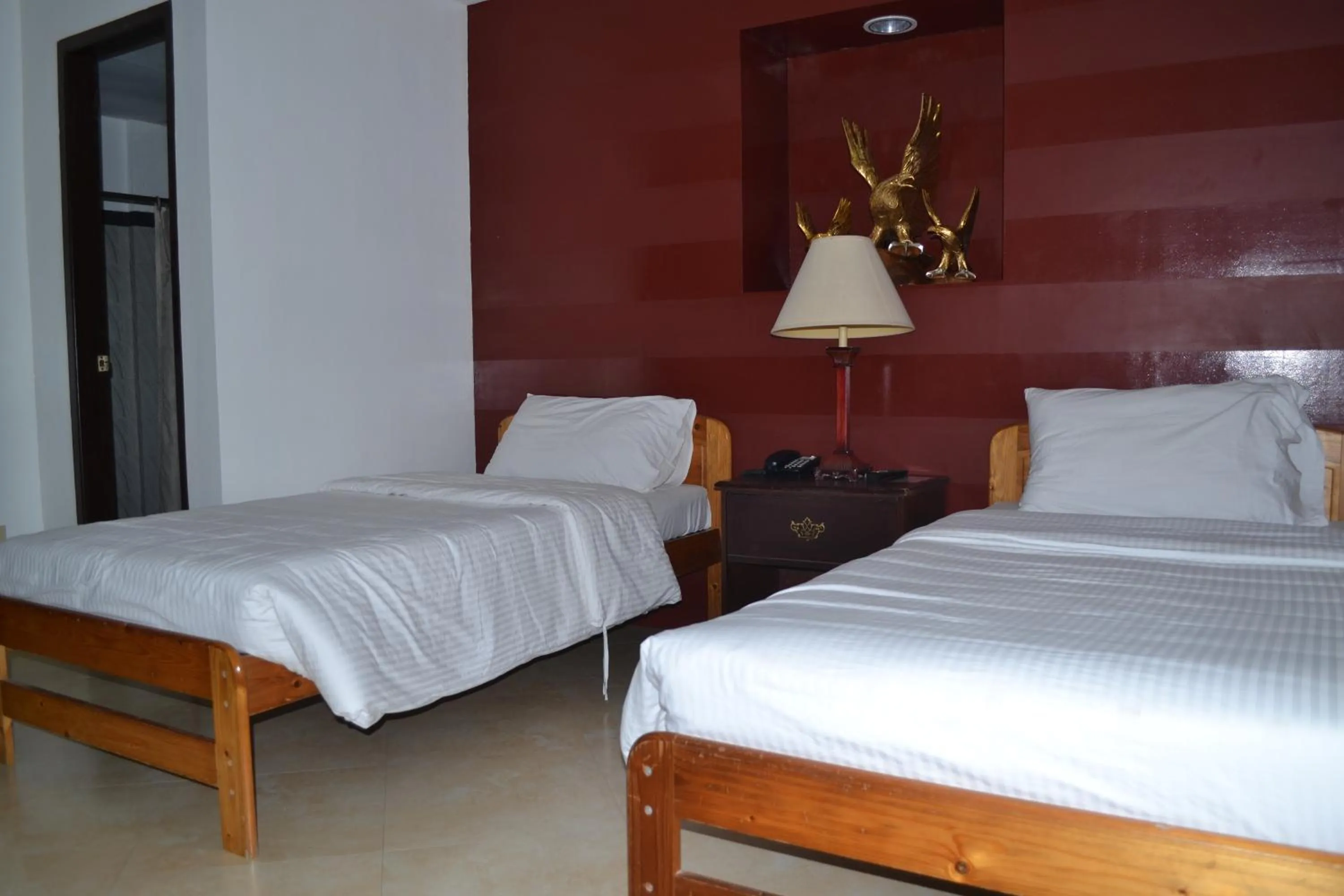 Bed in Metro Vigan Inn