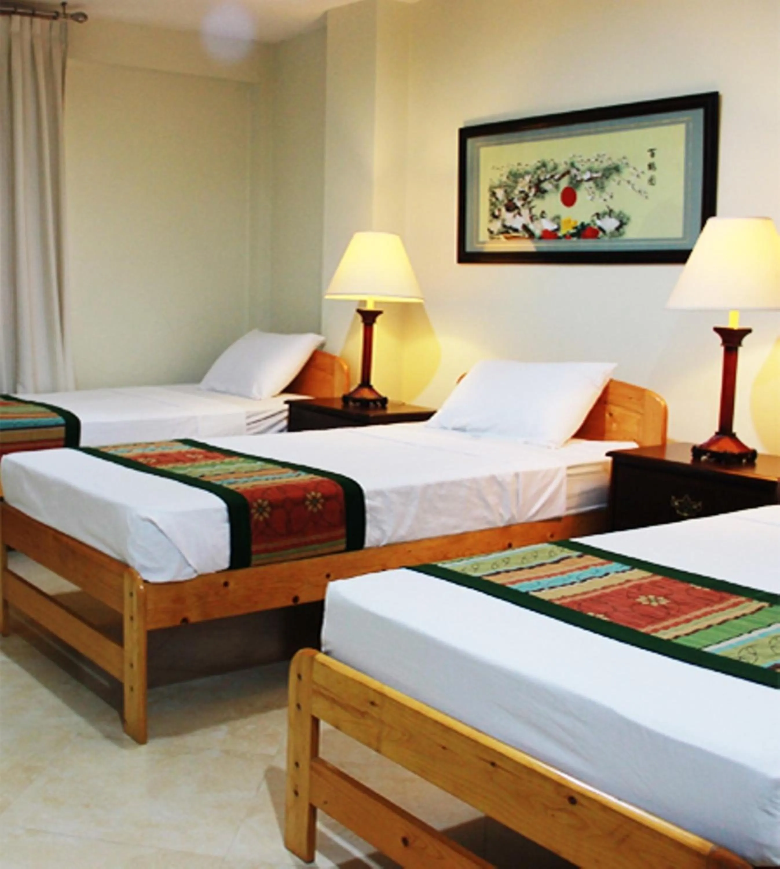 Bedroom, Bed in Metro Vigan Inn