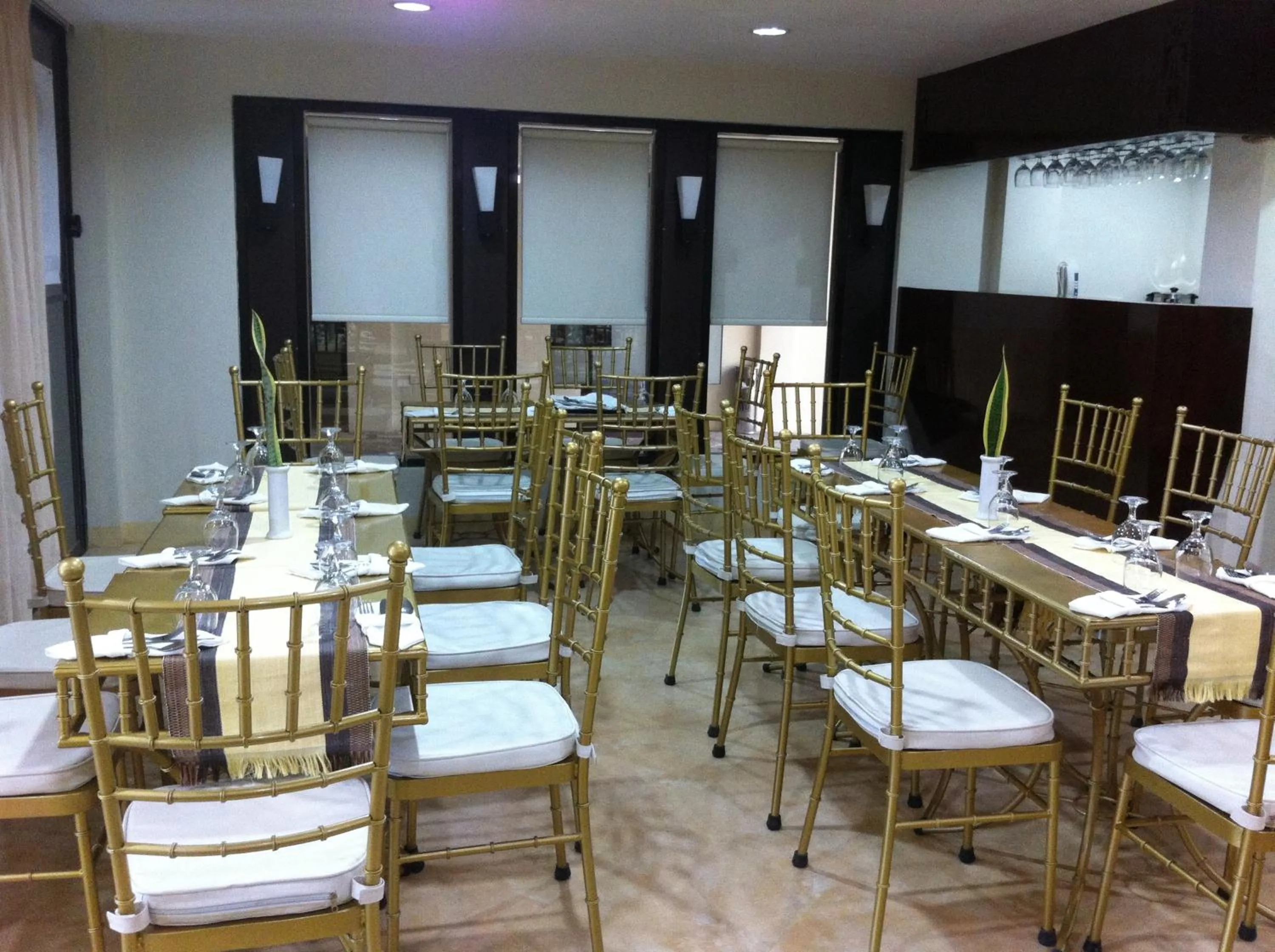 Restaurant/places to eat in Metro Vigan Inn