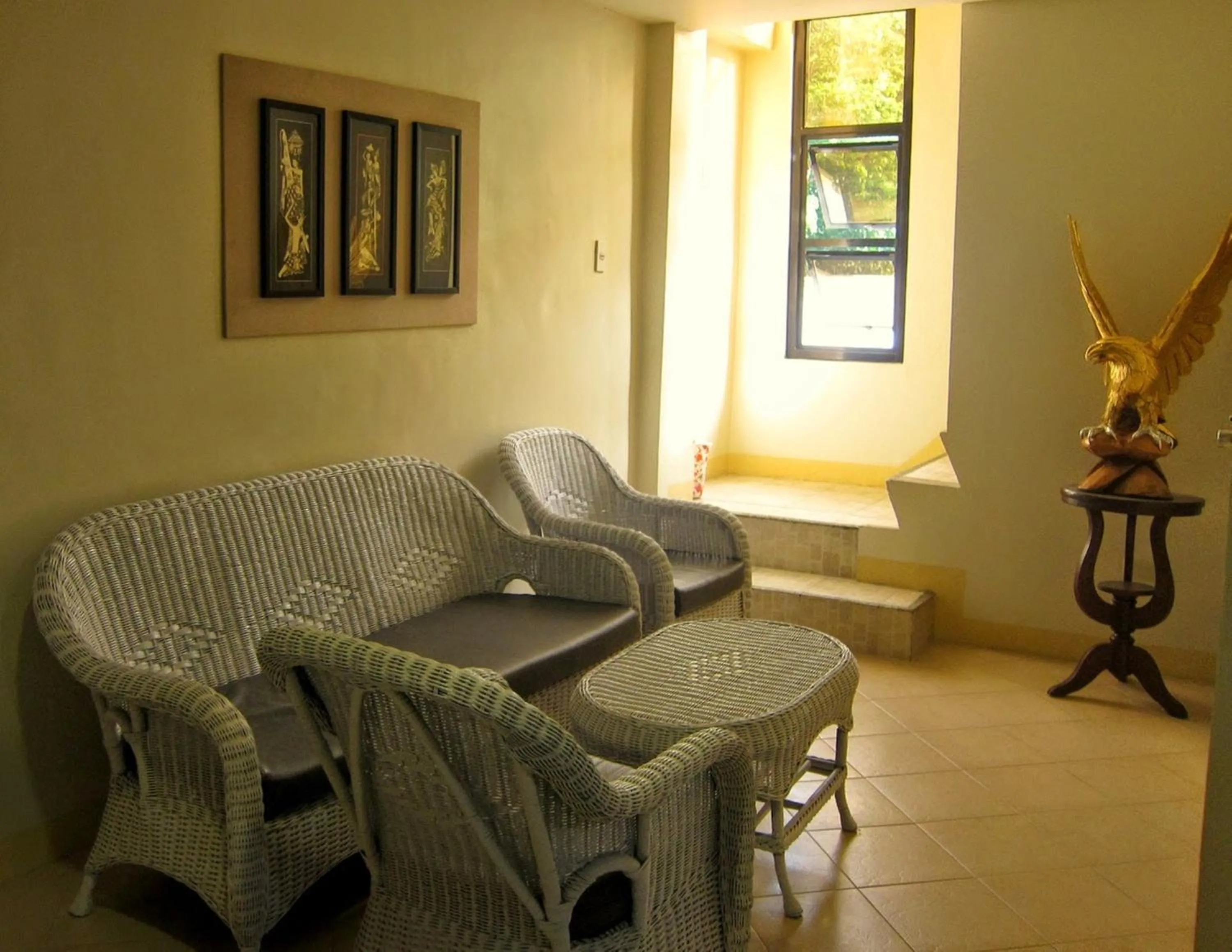 Lobby or reception in Metro Vigan Inn