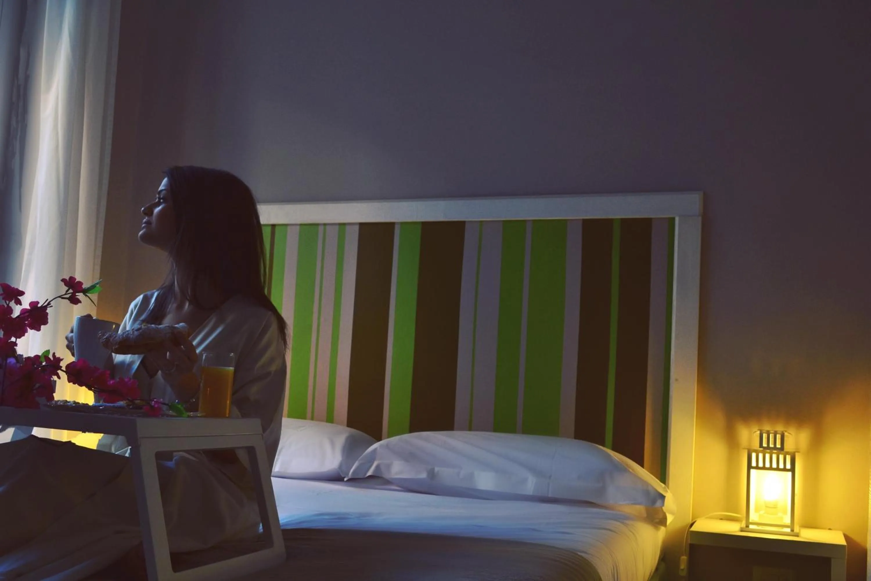 Breakfast, Bed in Myricae