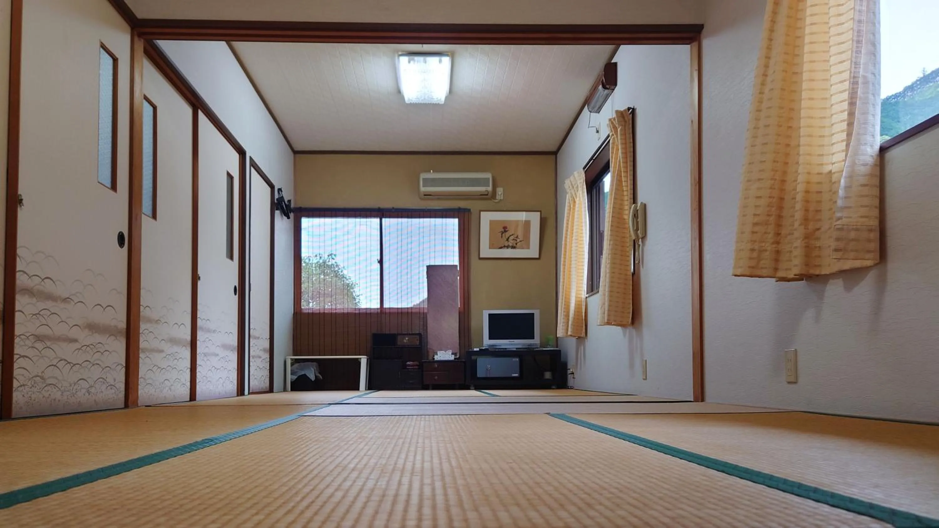 Photo of the whole room in Minshuku Iwana no Sato