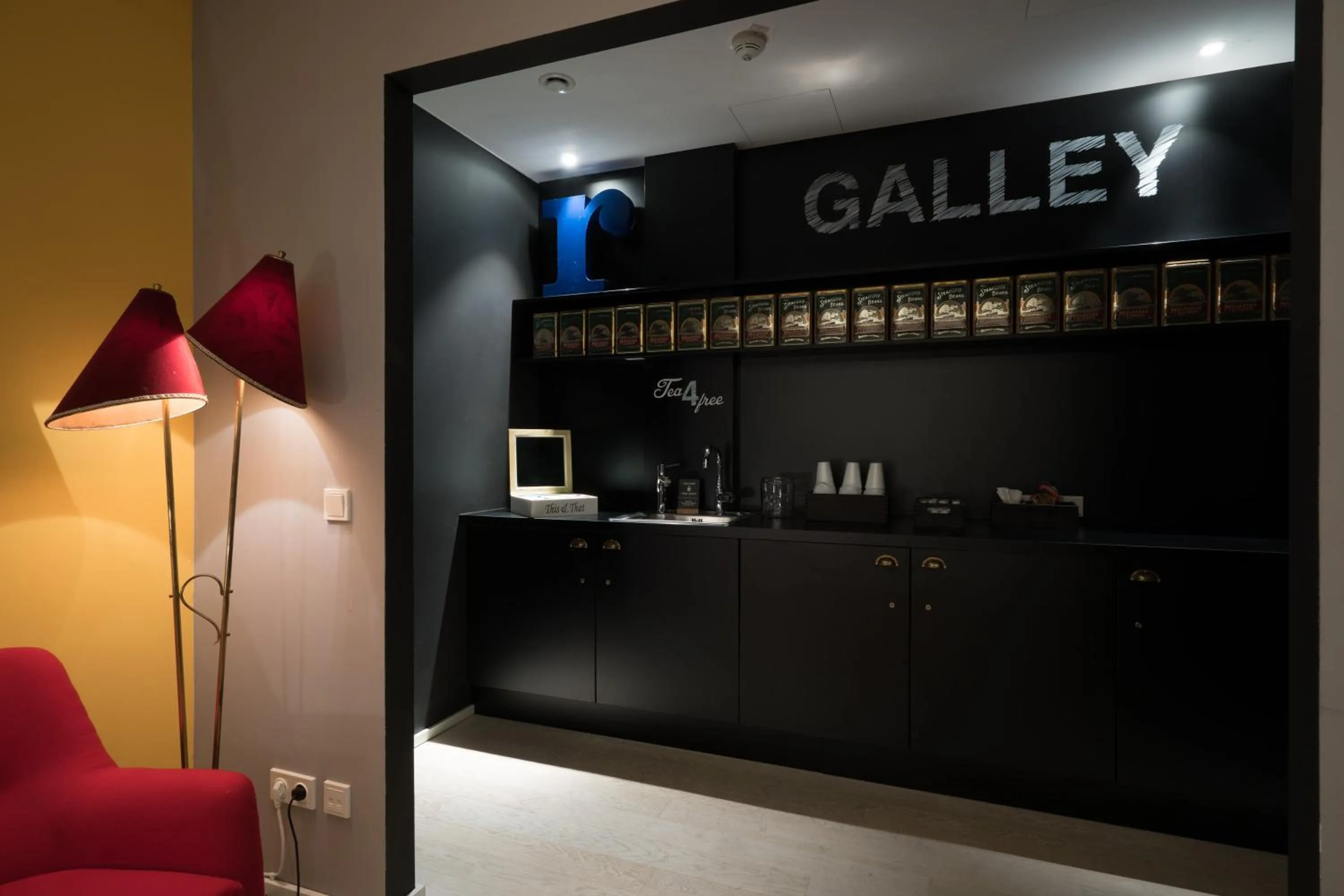 Restaurant/places to eat in Ruby Marie Hotel Vienna