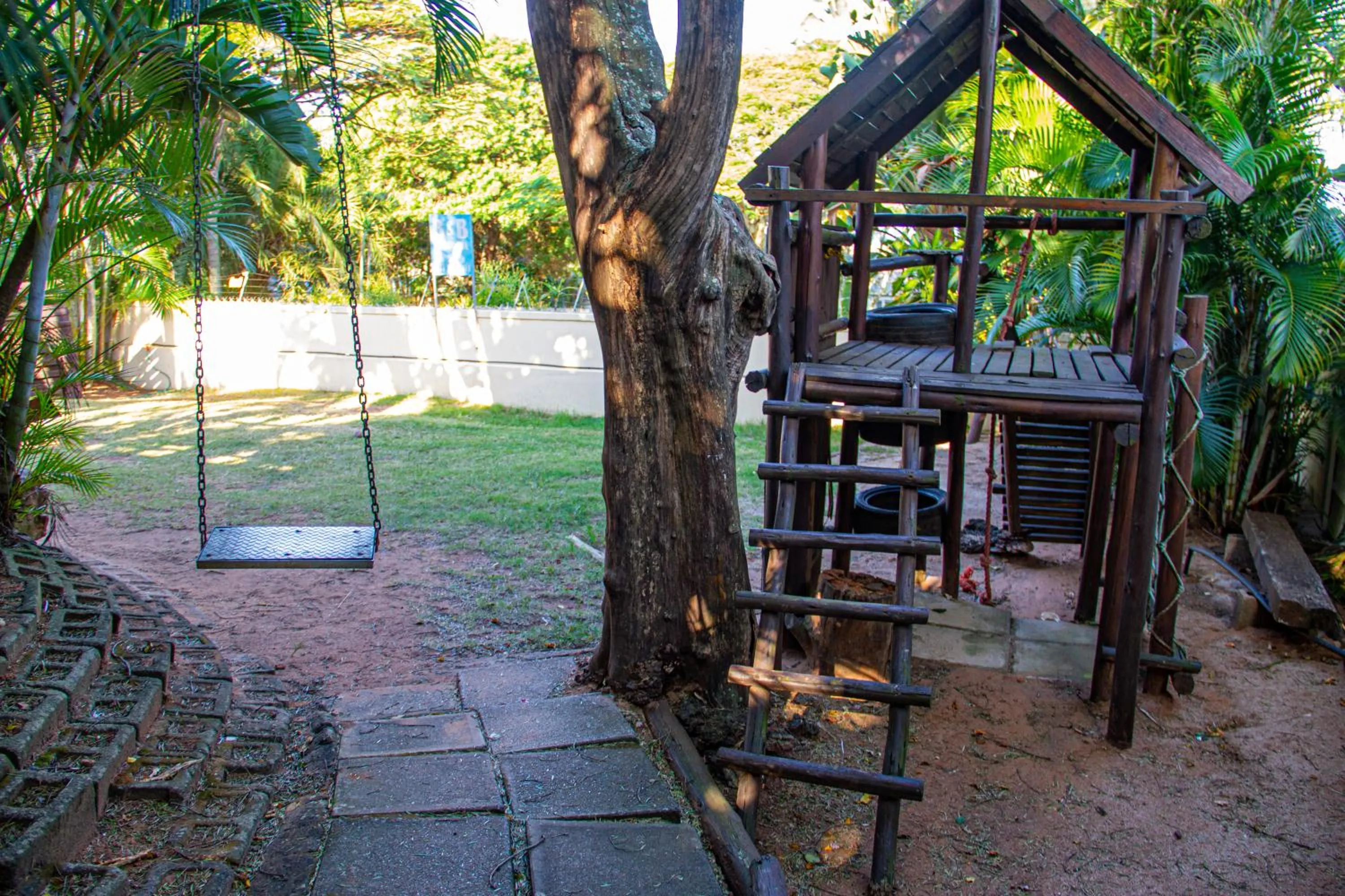 Children play ground in La Loggia Bed and Breakfast