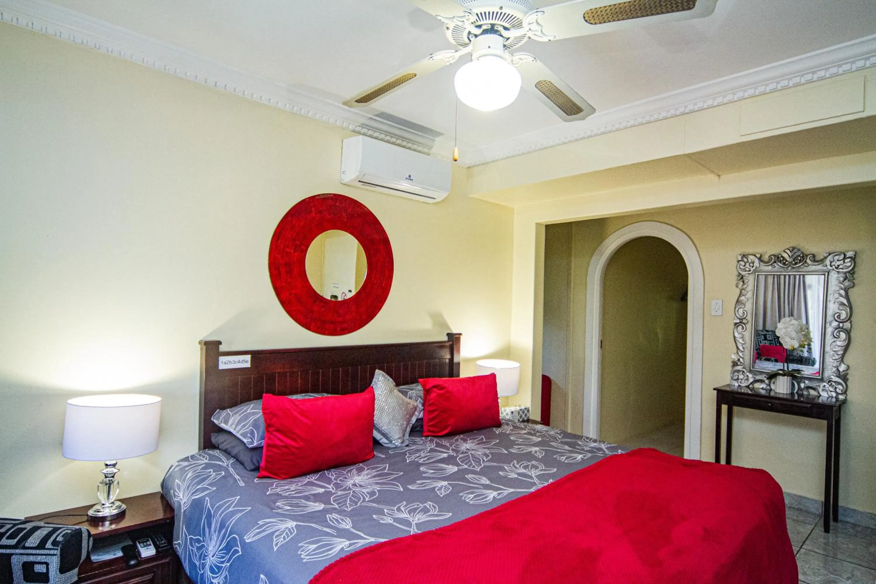 Bed in La Loggia Bed and Breakfast