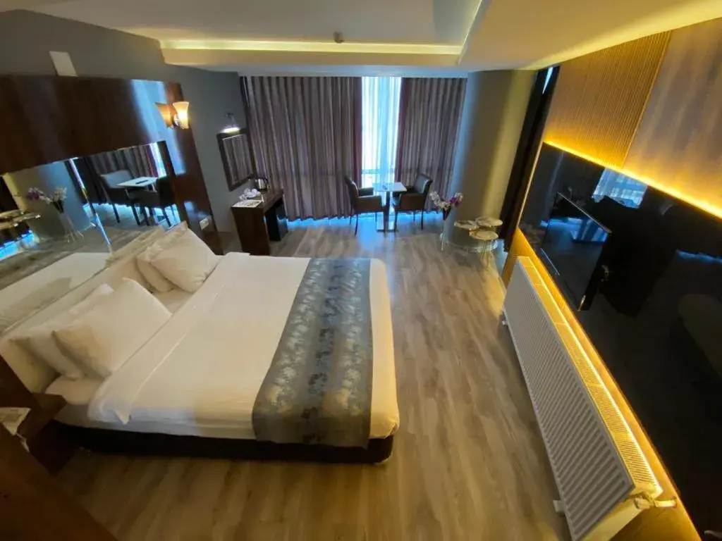 Deluxe Double or Twin Room in Yucel Hotel Deluxe Double or Twin Room in Yucel Hotel