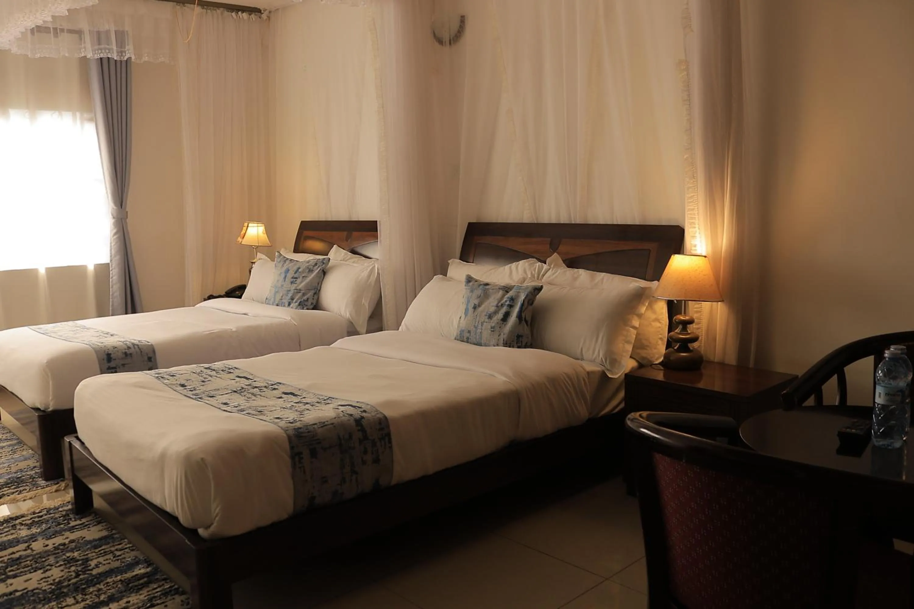 Bedroom, Bed in Reinah Tourist Hotel