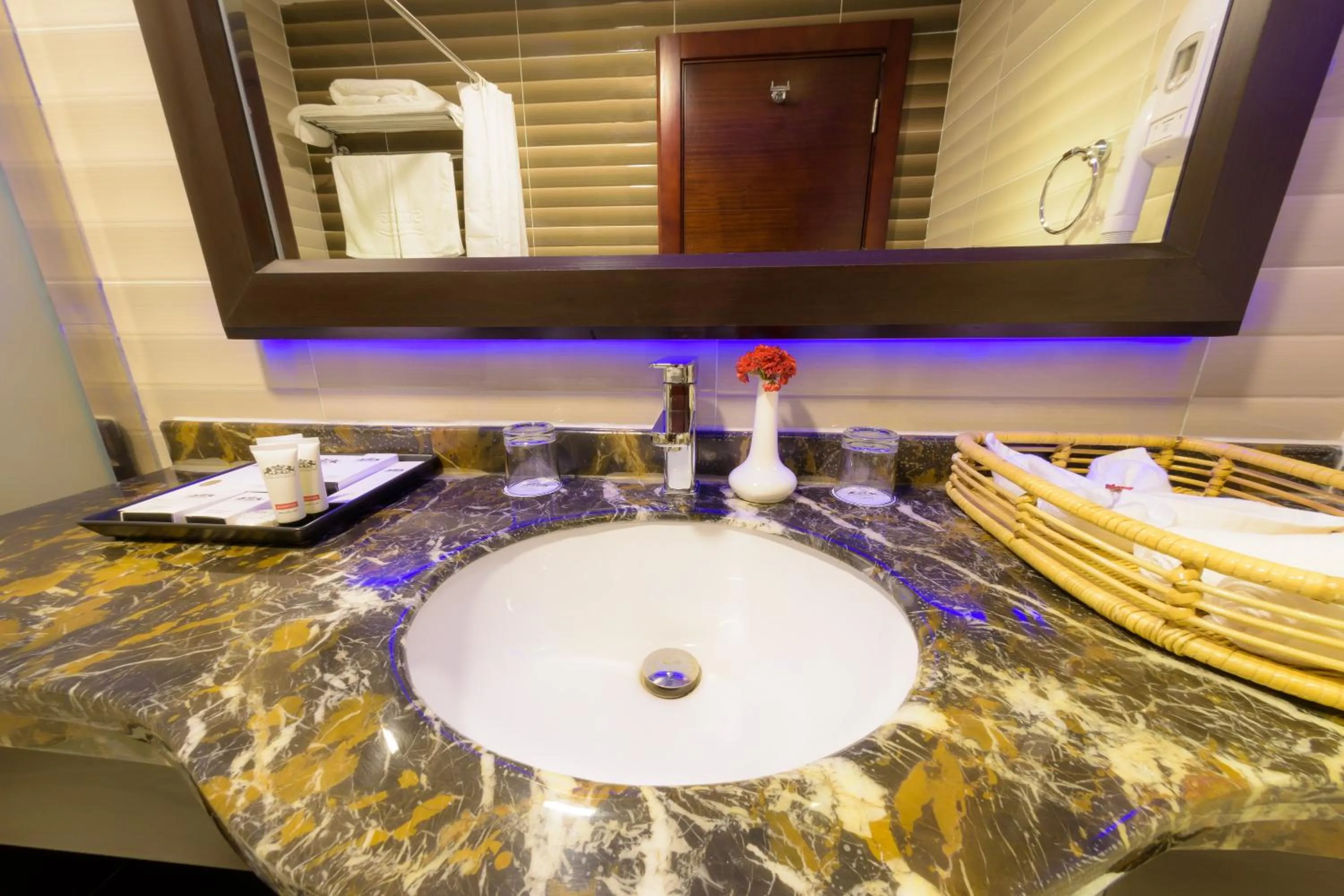 Toilet in National Park Hotel