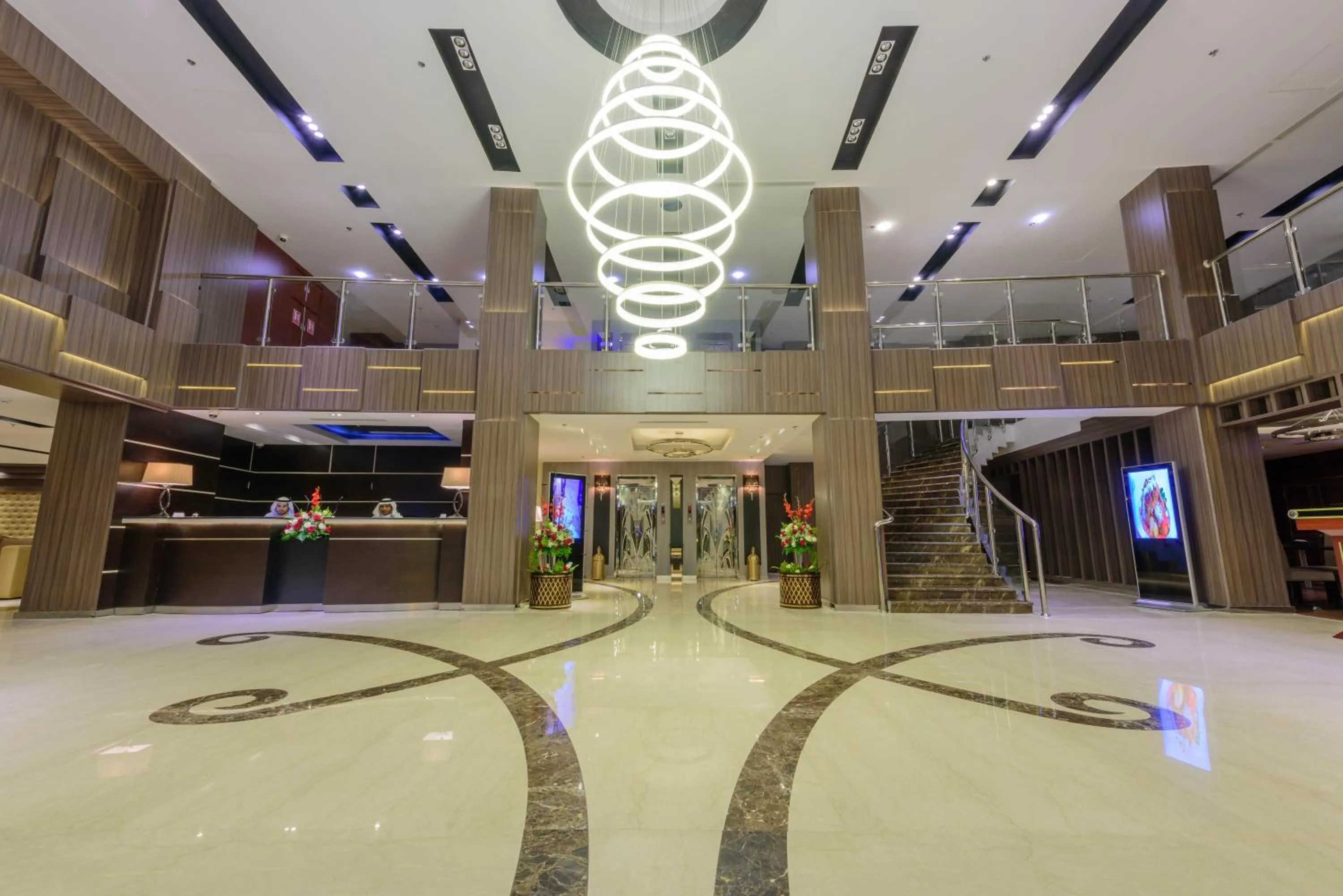 Lobby or reception in National Park Hotel