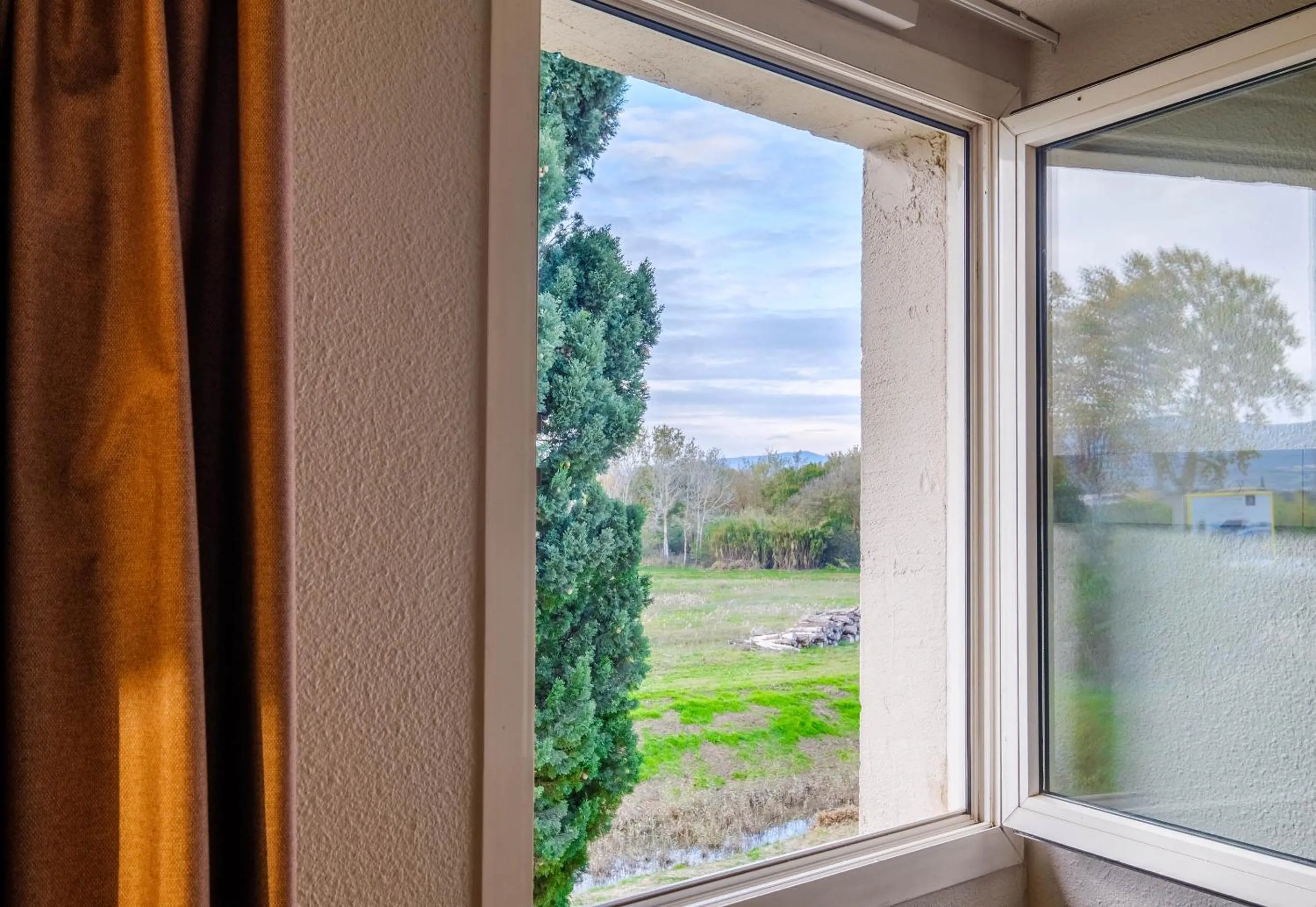 Garden view in B&B HOTEL FREJUS Puget-sur-Argens