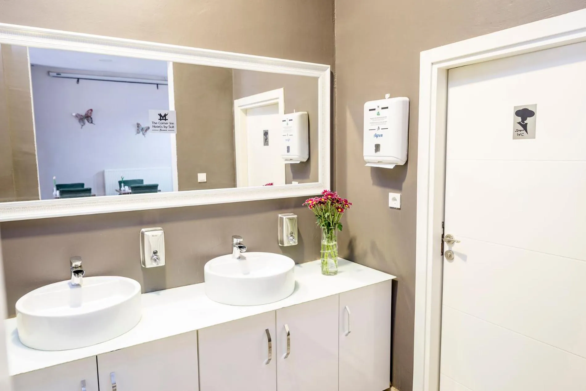 Decorative detail in The Corner Inn Hotels By Suit