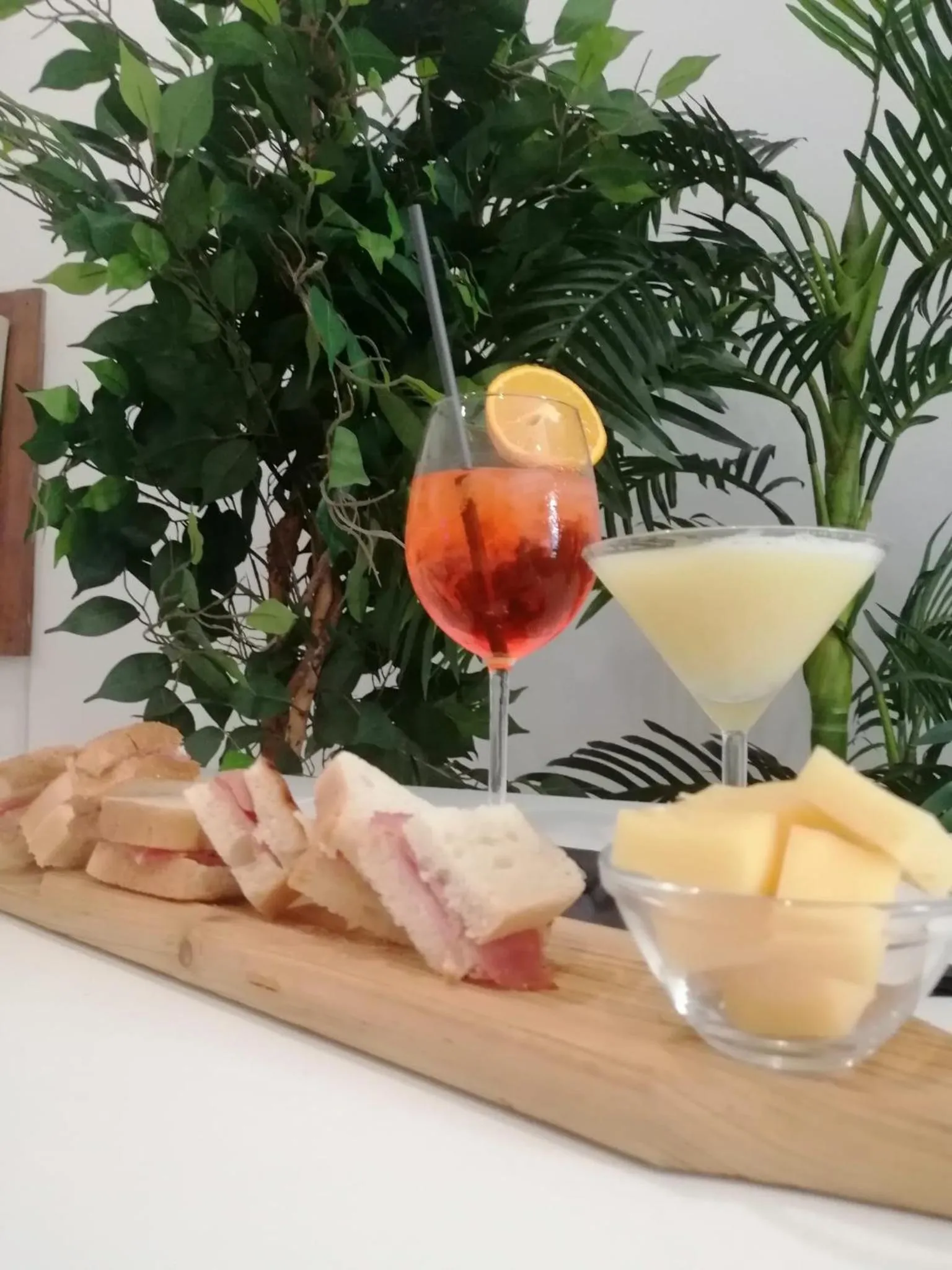 Restaurant/places to eat in Hotel Birillo