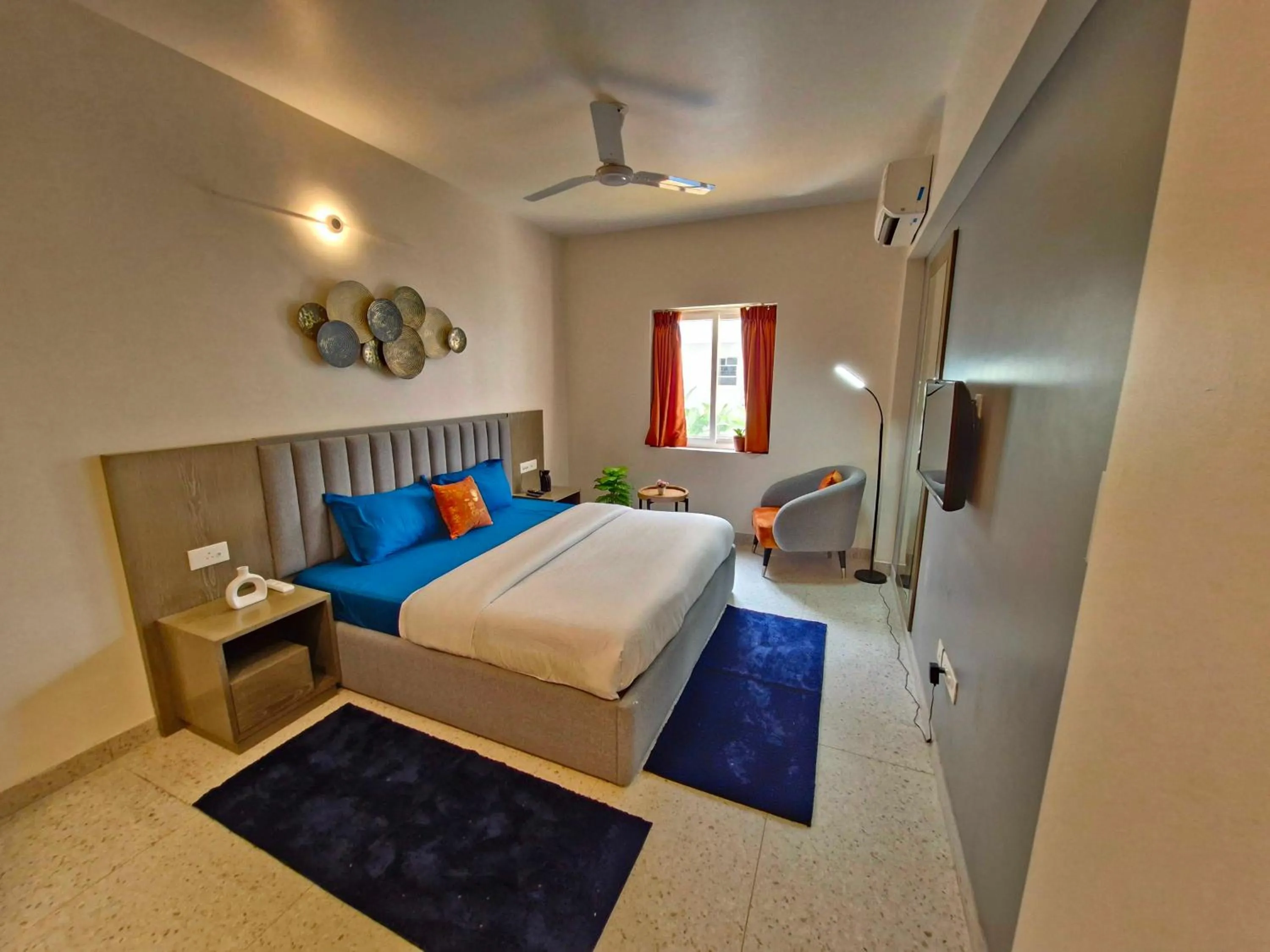 Bedroom, Bed in Sereno By Dancenter - 1 BHK Apartment In Siolim