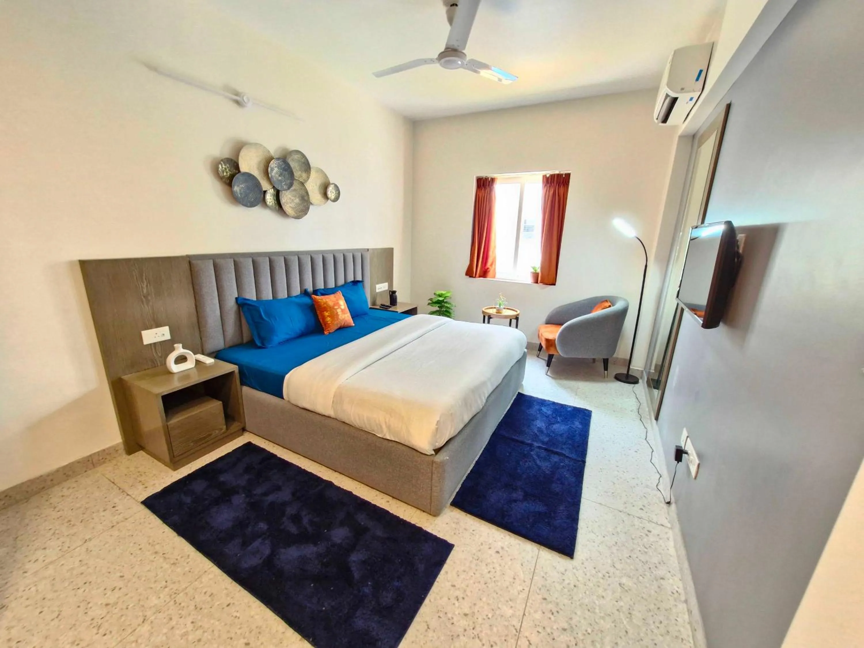Bedroom, Bed in Sereno By Dancenter - 1 BHK Apartment In Siolim