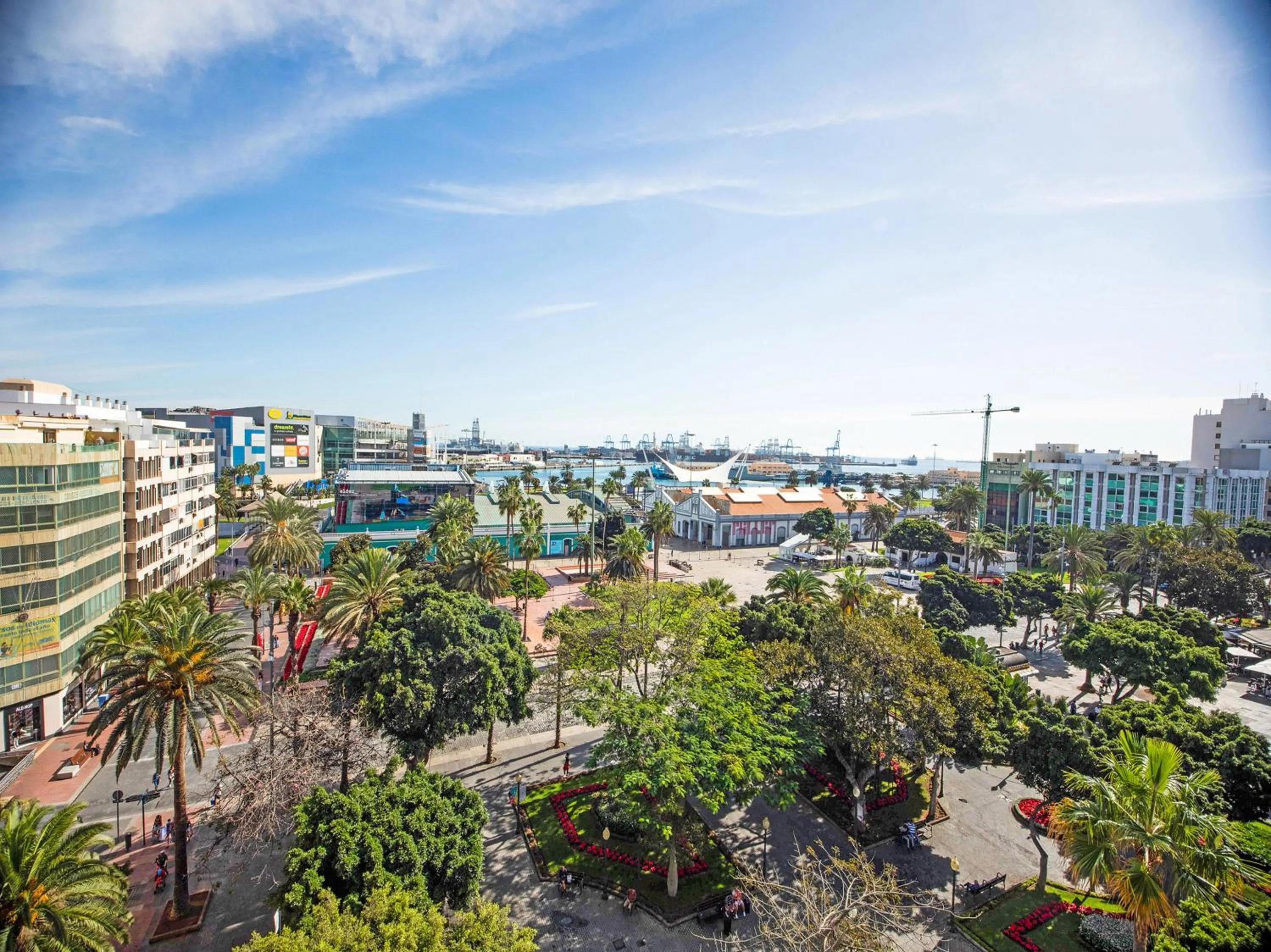 Street view in Miami Santa Catalina