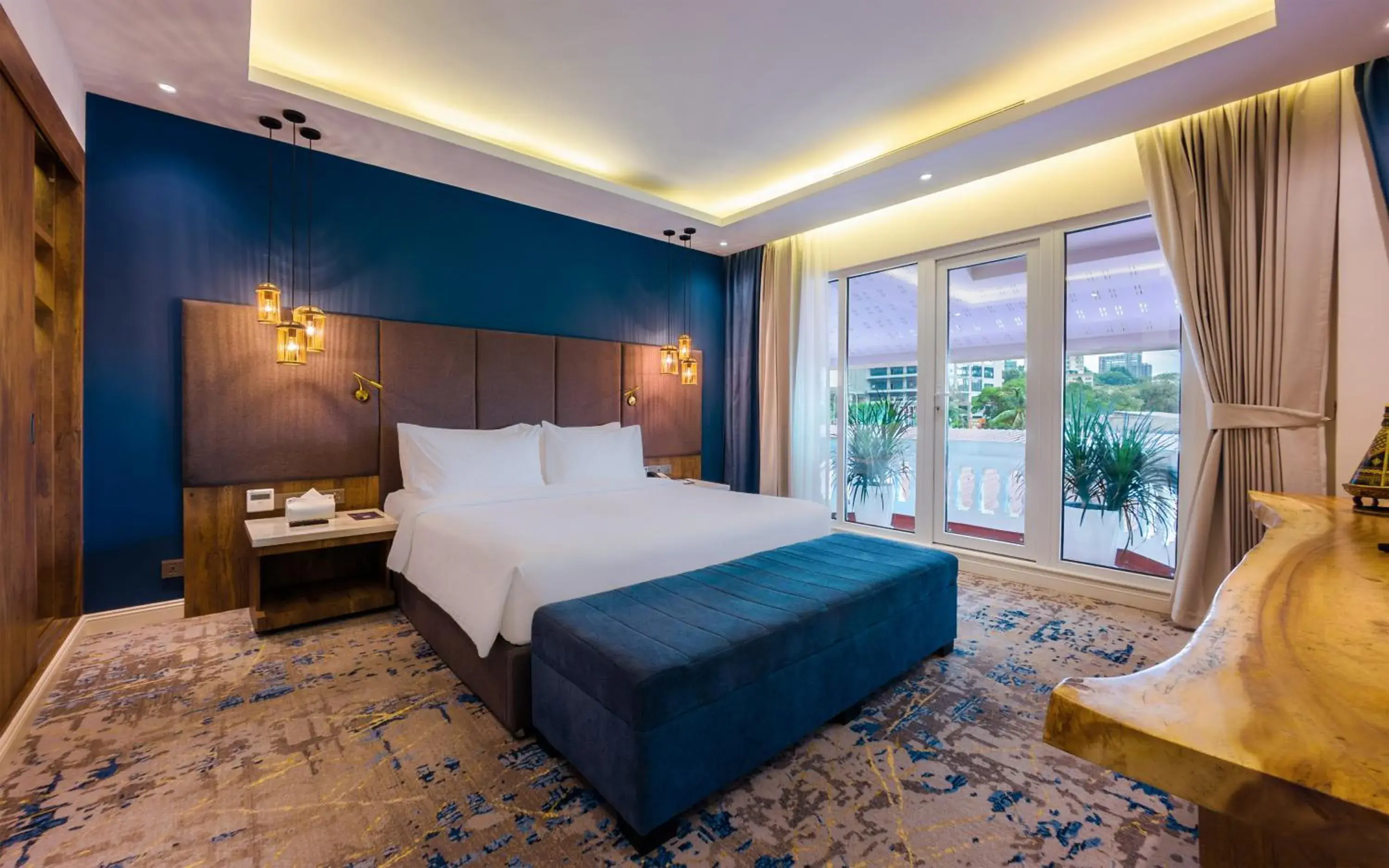 Double Suite Beachfront in Queenco Hotel & Casino Double Suite Beachfront in Queenco Hotel & Casino