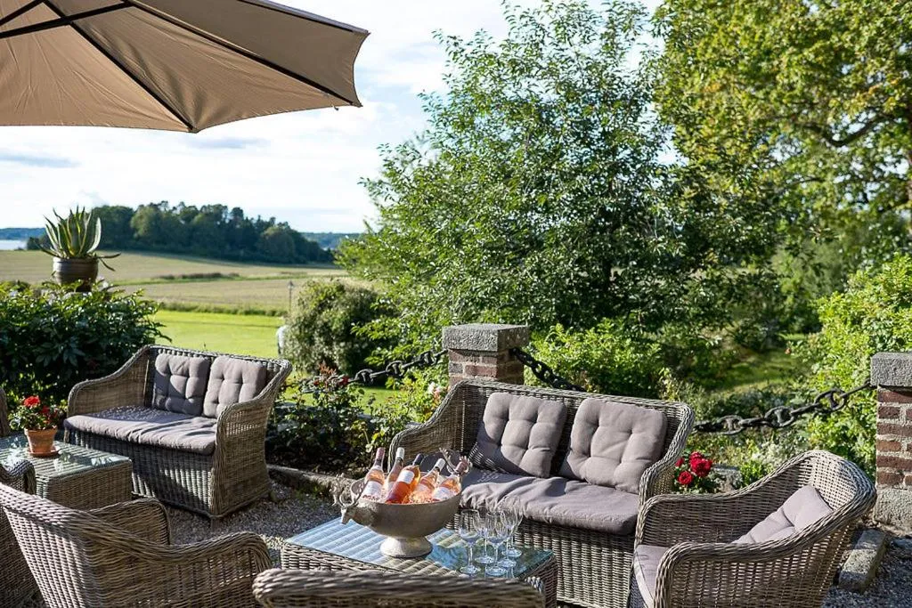 Engsholms Slott - Adults Only