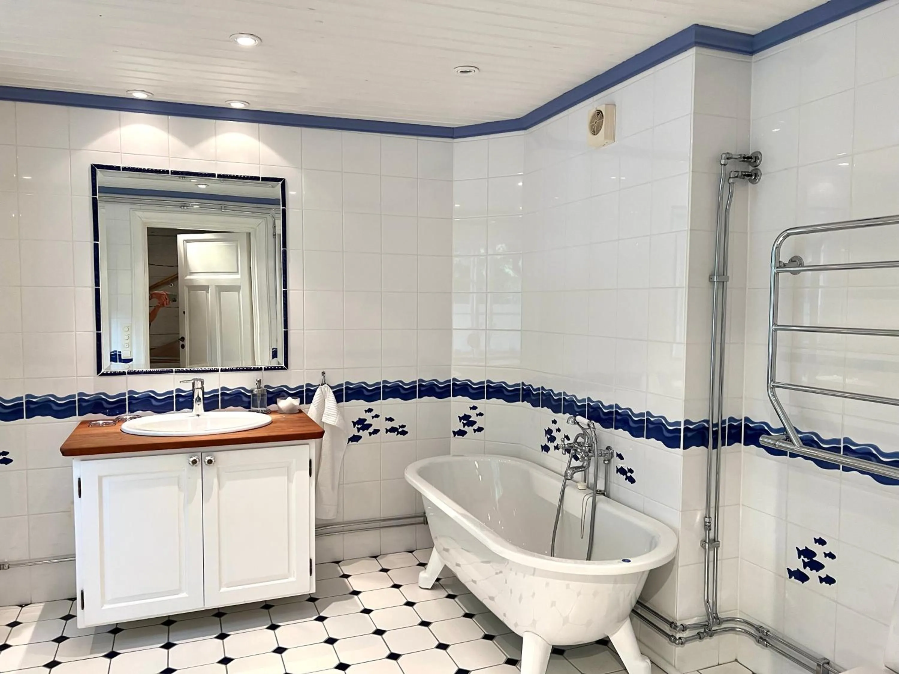 Engsholms Slott - Adults Only