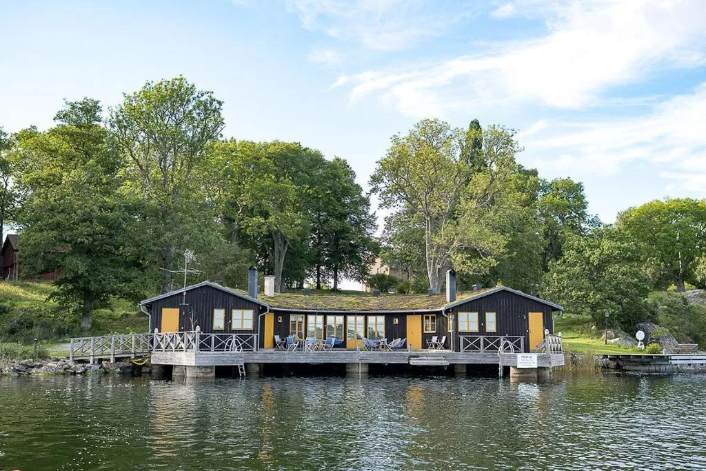 Engsholms Slott - Adults Only