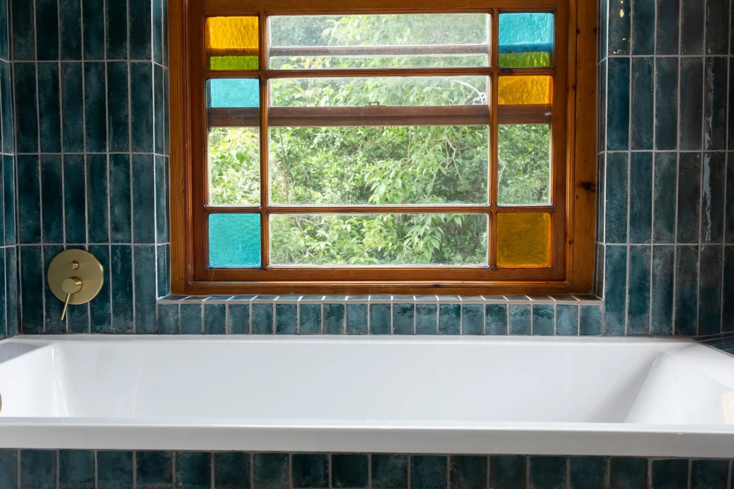 Bathroom in Moonshine on Whiskey Creek