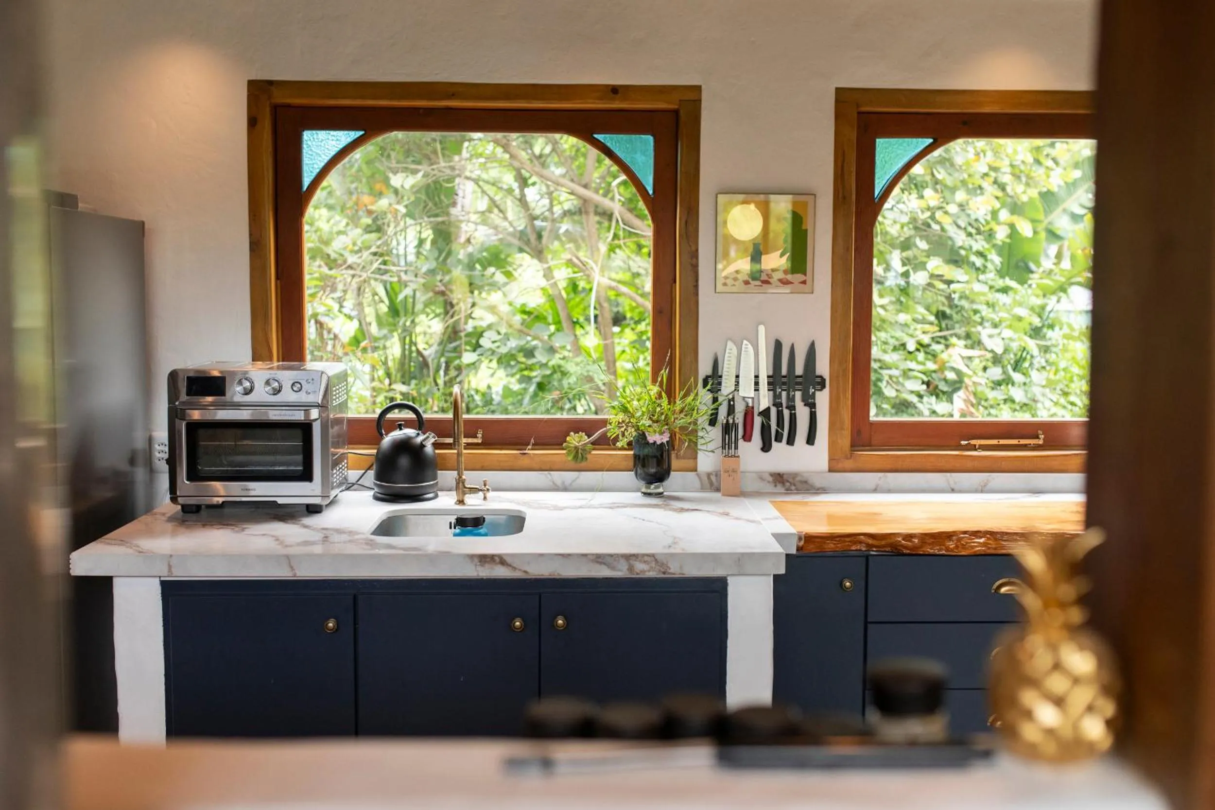 Kitchen or kitchenette in Moonshine on Whiskey Creek