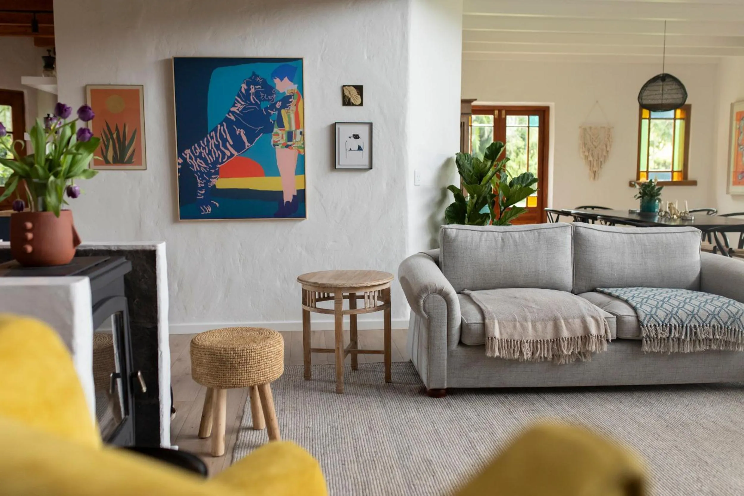 Living room in Moonshine on Whiskey Creek