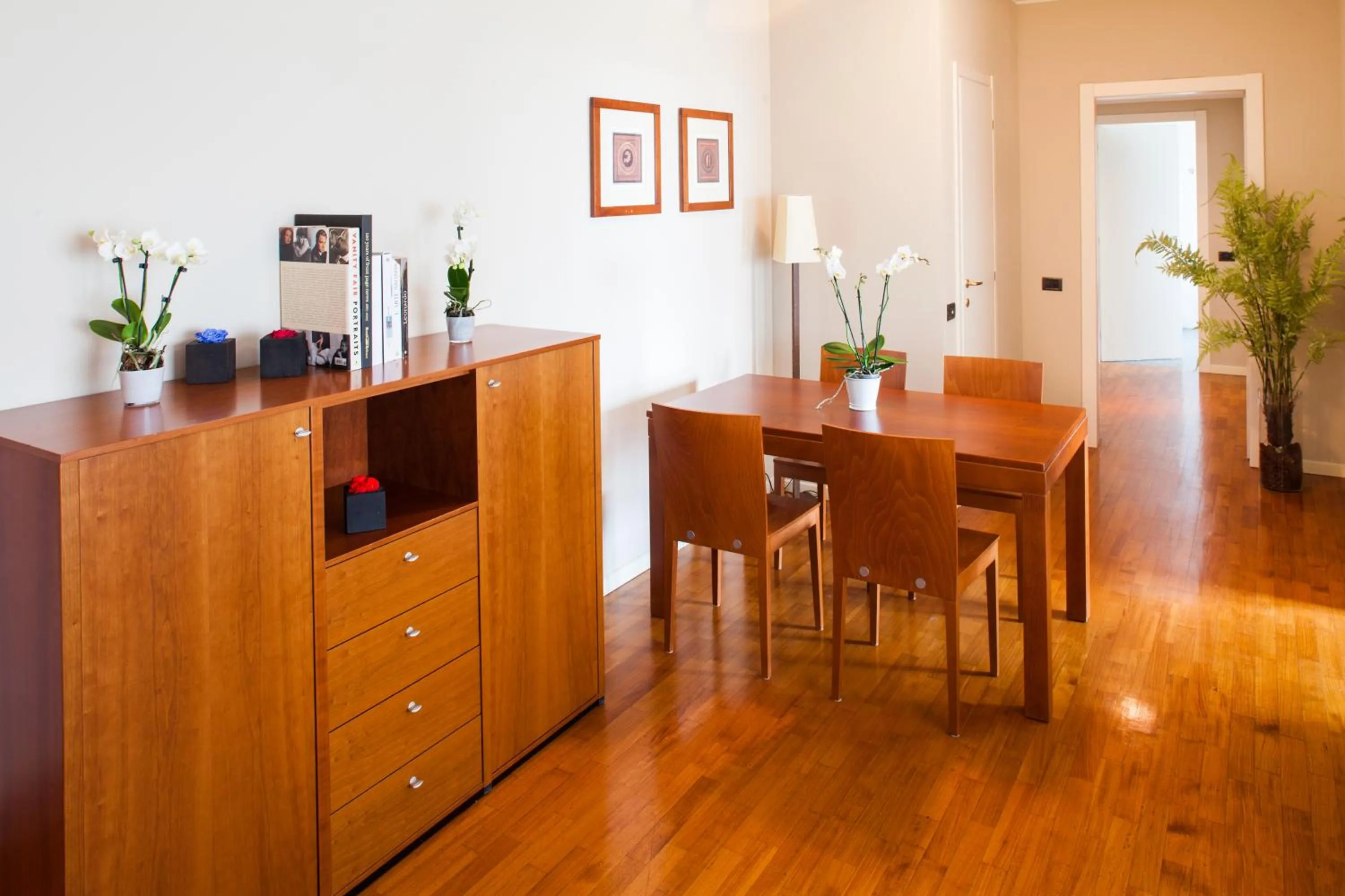 Dining area in Cosmo Residence