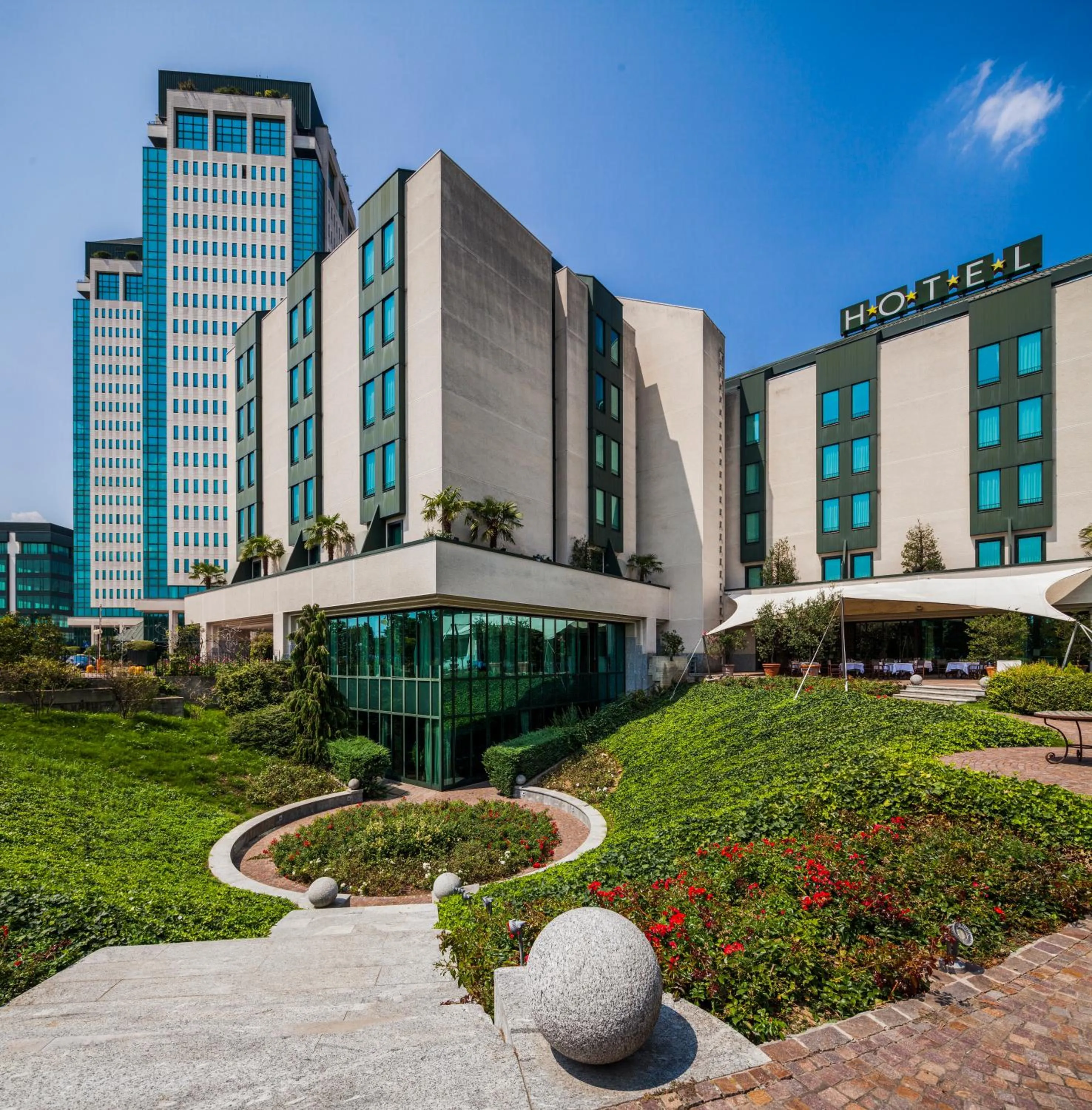 Property building in Cosmo Residence