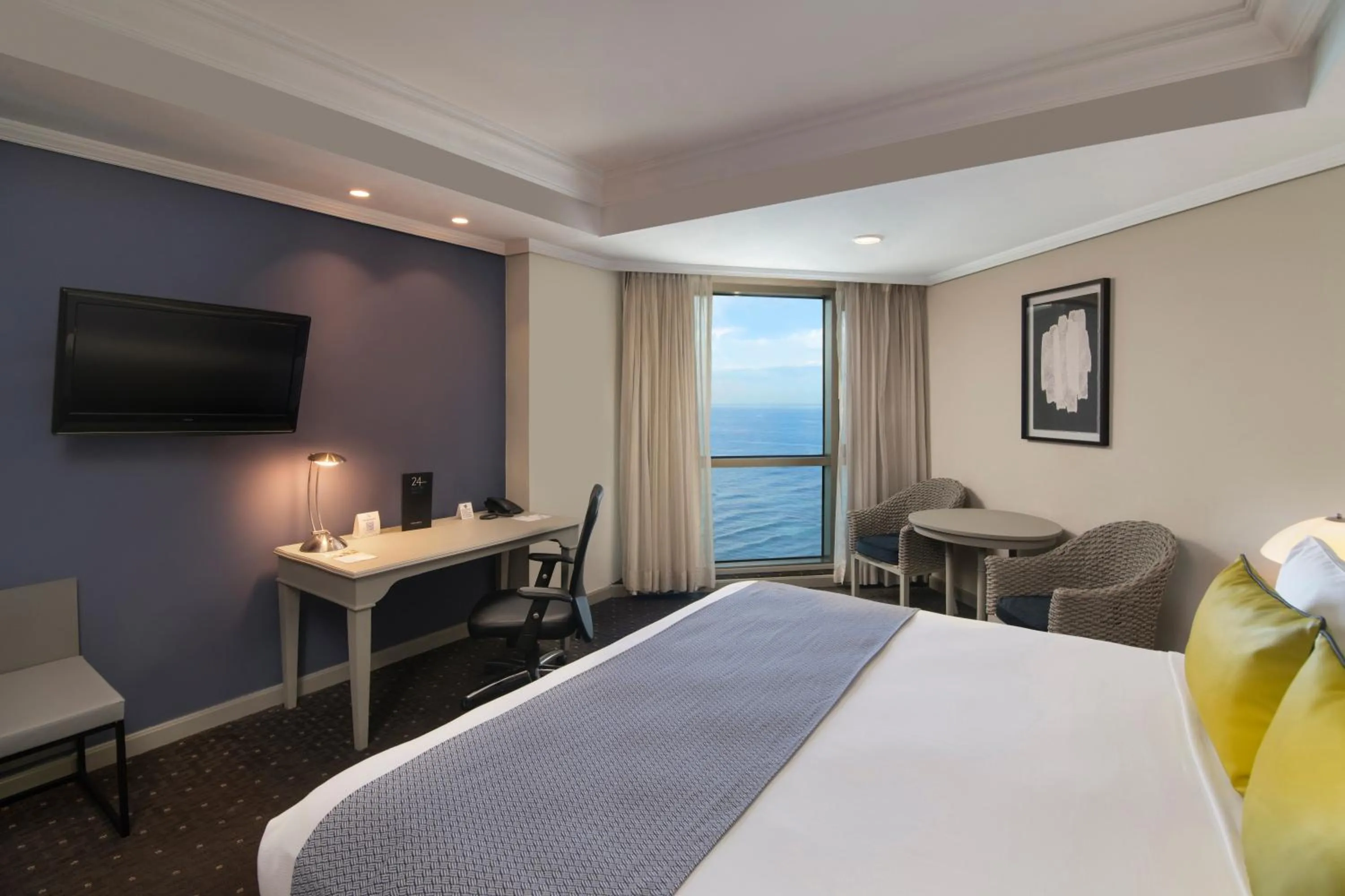 TV and multimedia, Bed in Catalonia Santo Domingo