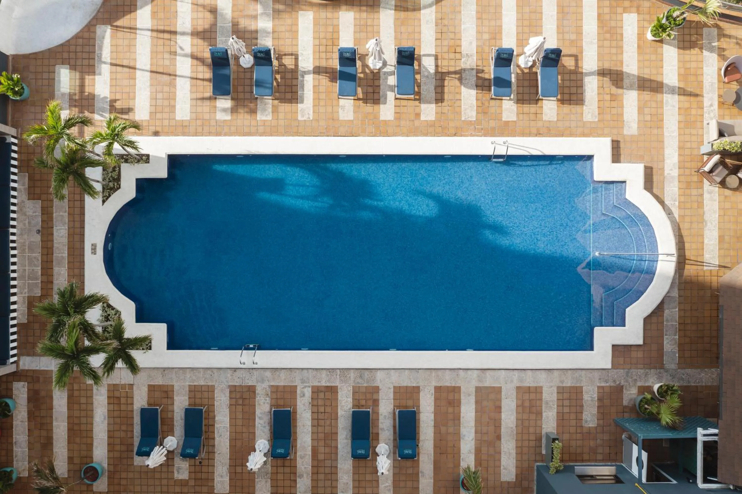 Swimming pool in Catalonia Santo Domingo