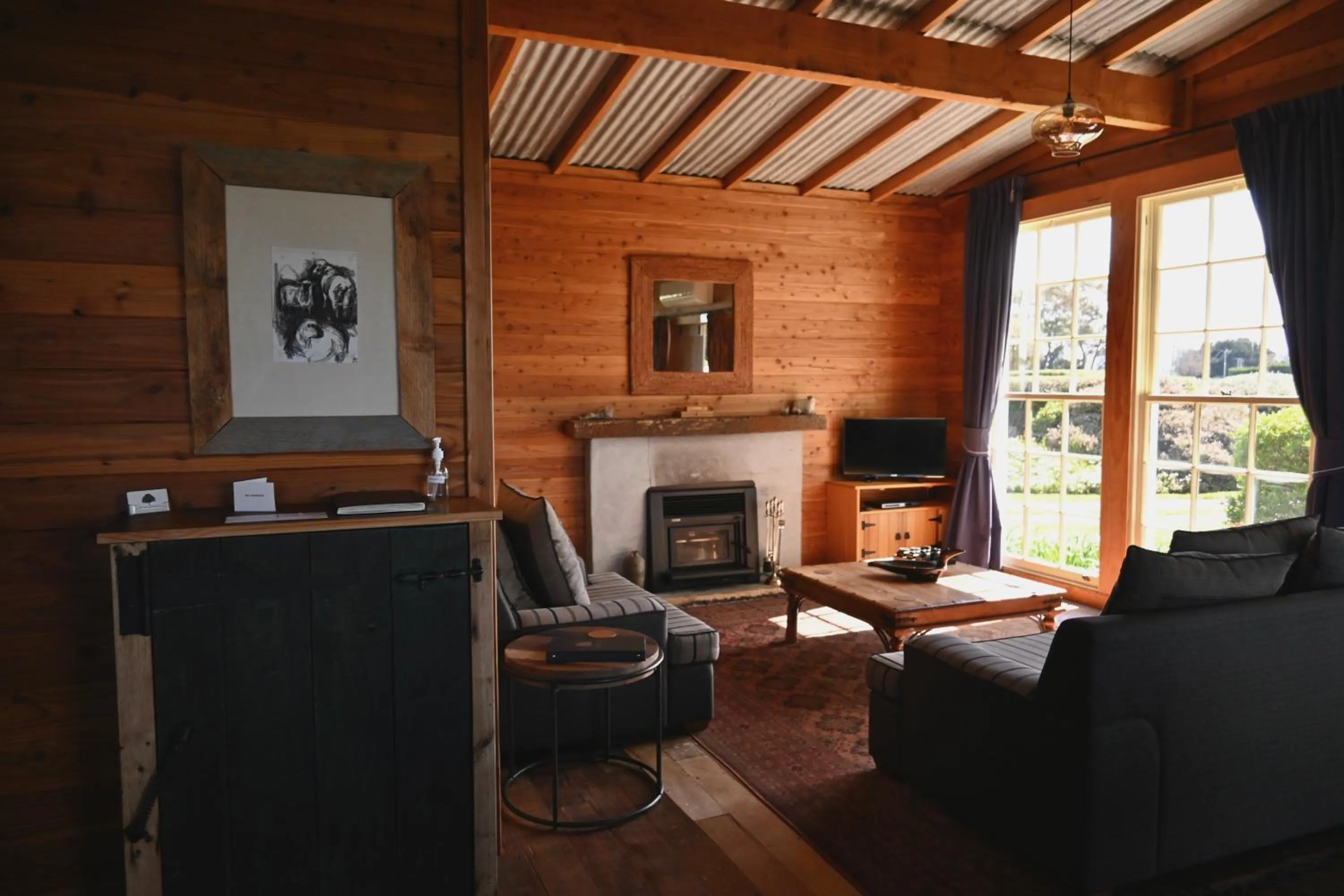 TV and multimedia in St Leonards Vineyard Cottages