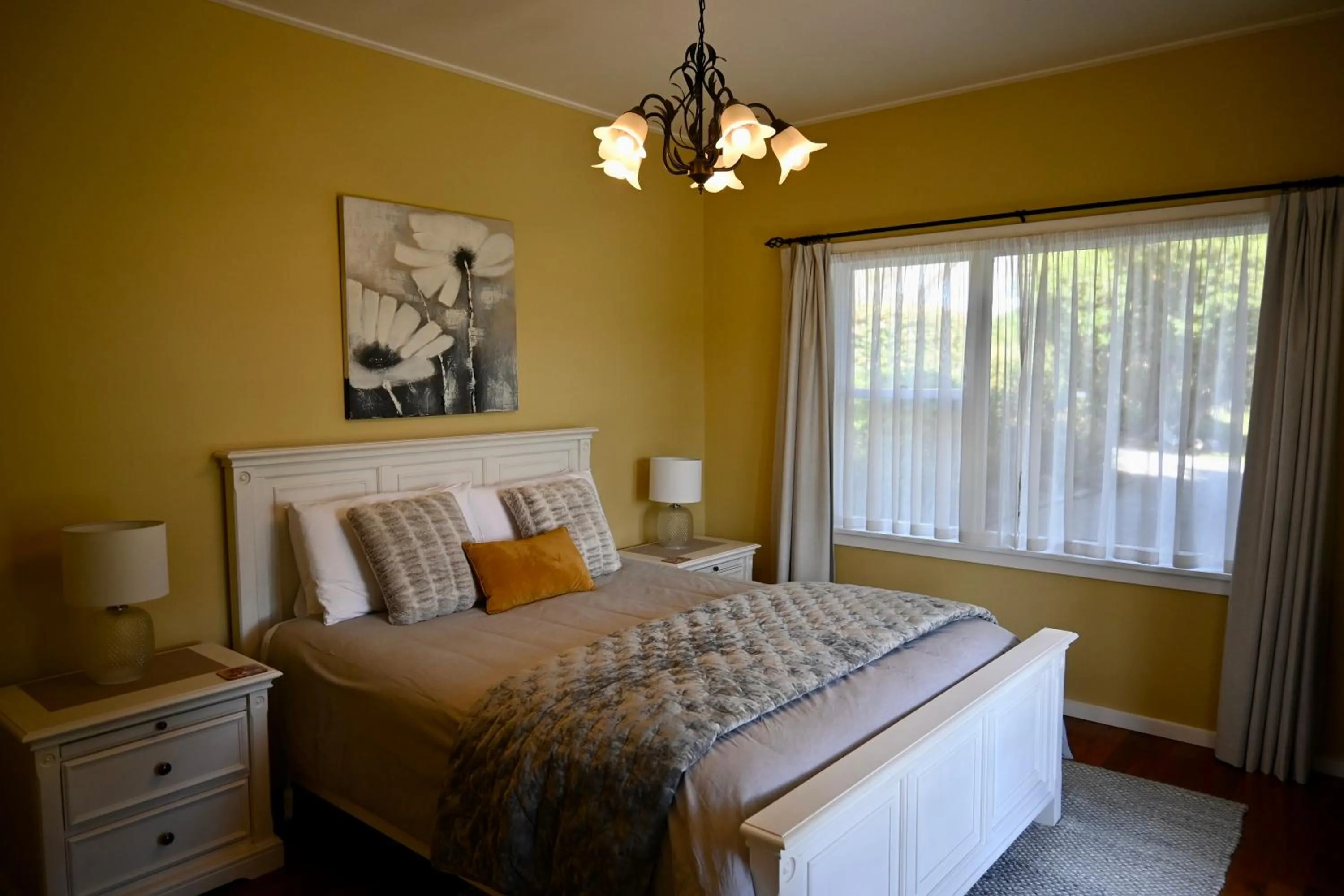 Bed in St Leonards Vineyard Cottages