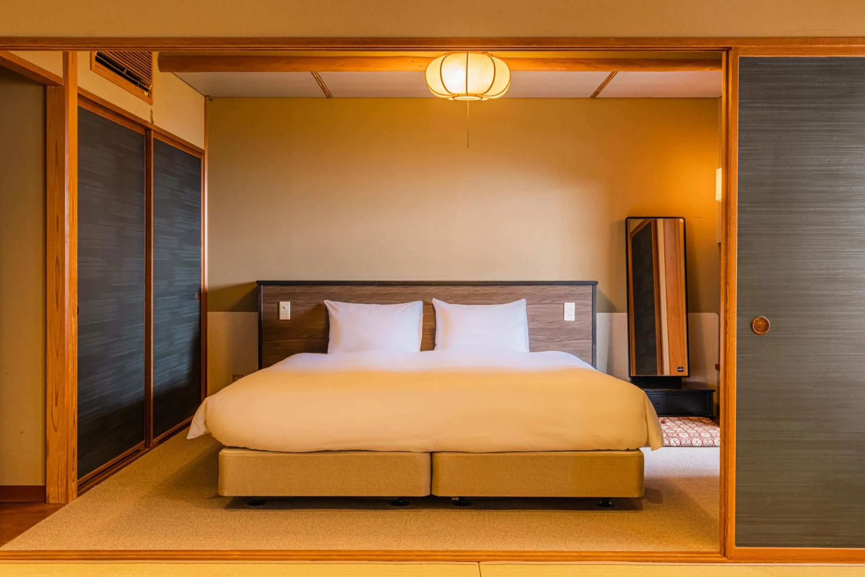 Bed in Atarayo Nishiizu Onsen