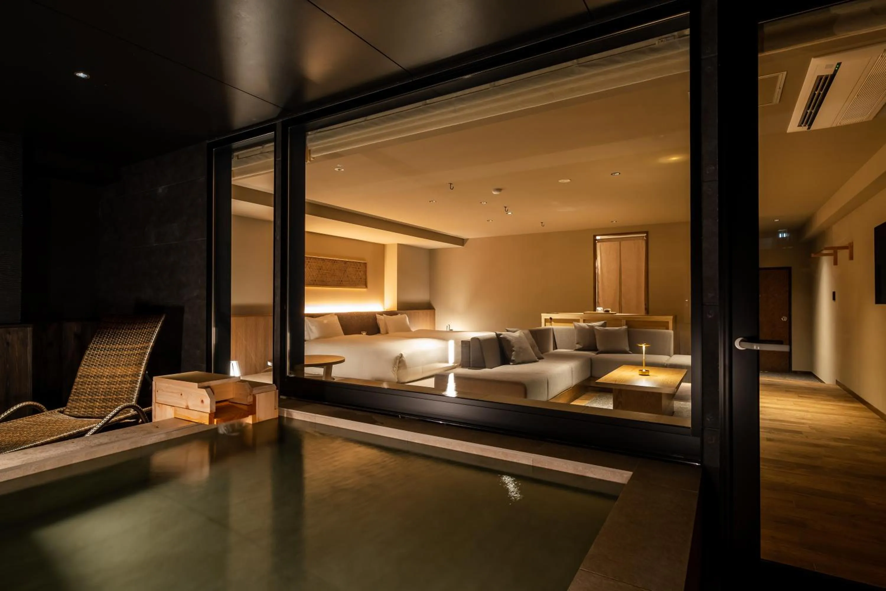 Hot Spring Bath, Bed in Atarayo Nishiizu Onsen