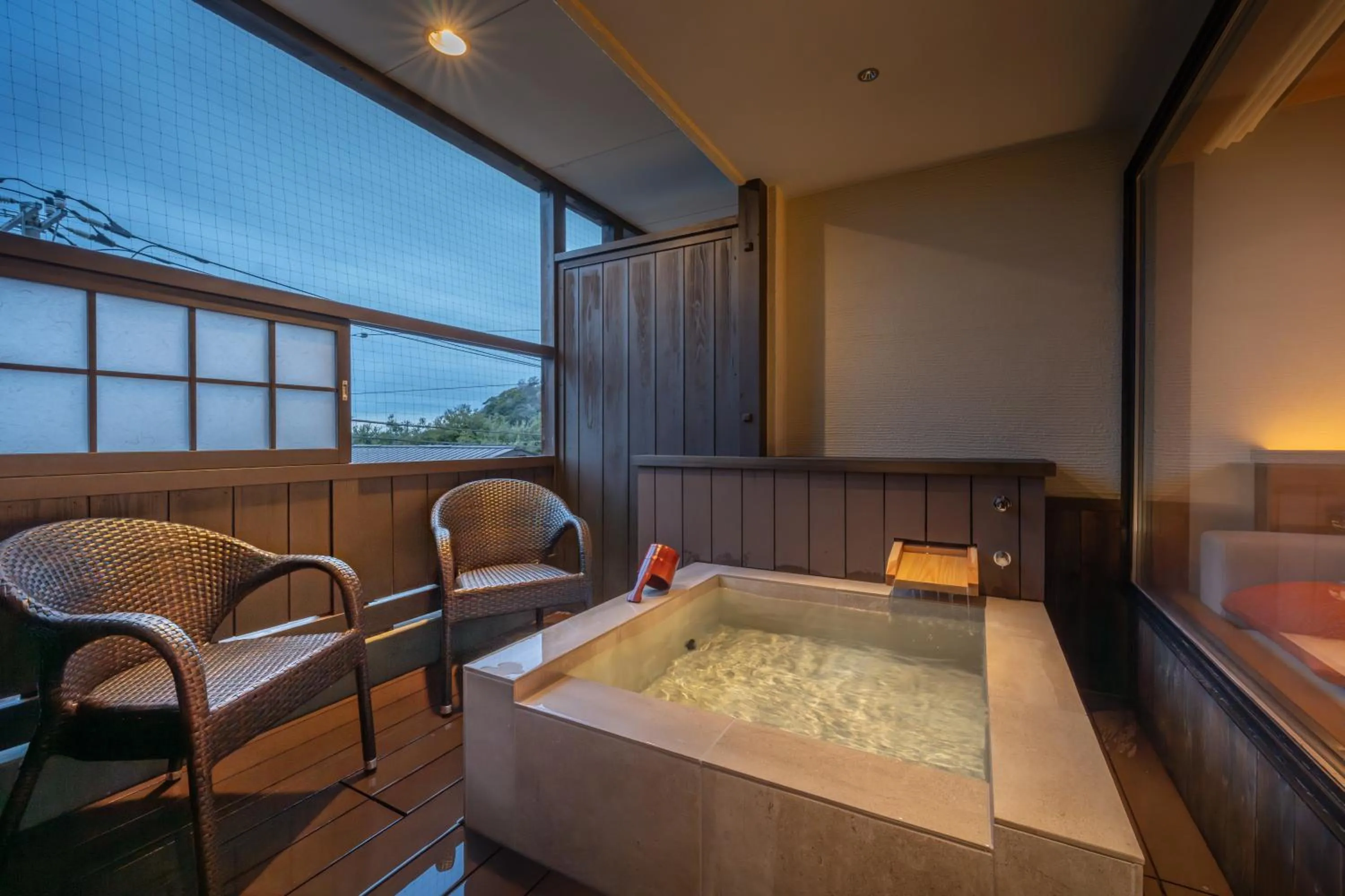 Photo of the whole room in Atarayo Nishiizu Onsen