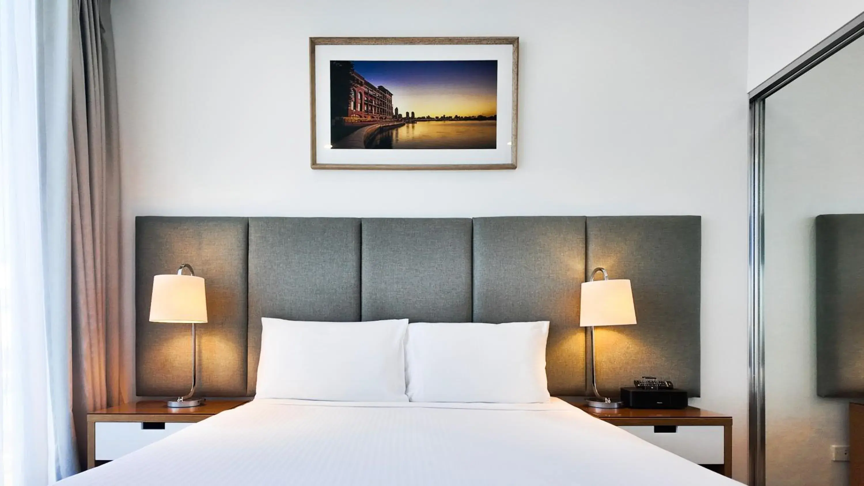 Studio Apartment in Quest Mounts Bay Road Studio Apartment in Quest Mounts Bay Road