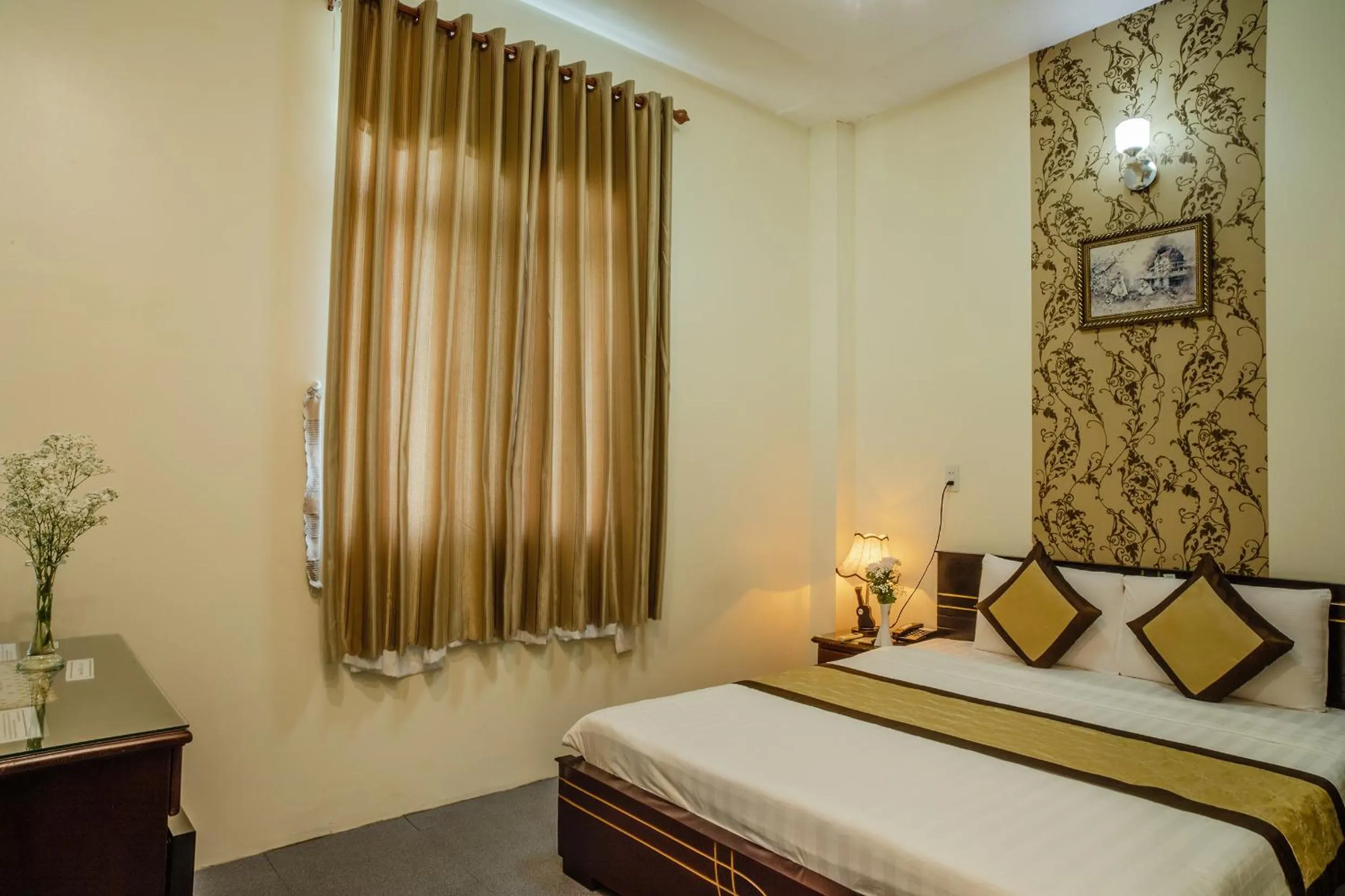 Bed in Dong Bao Hotel