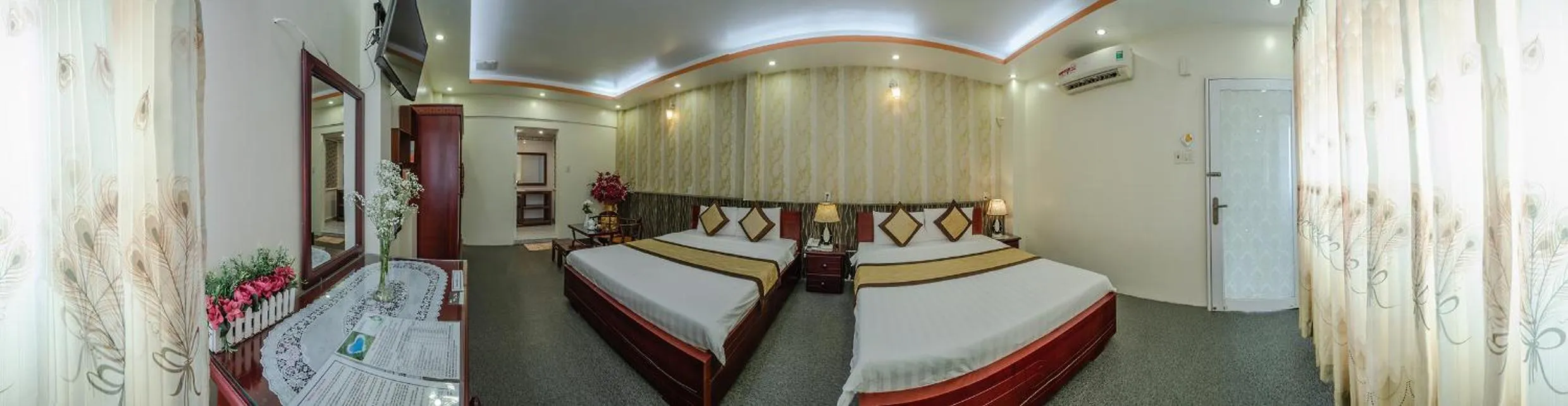 Photo of the whole room in Dong Bao Hotel