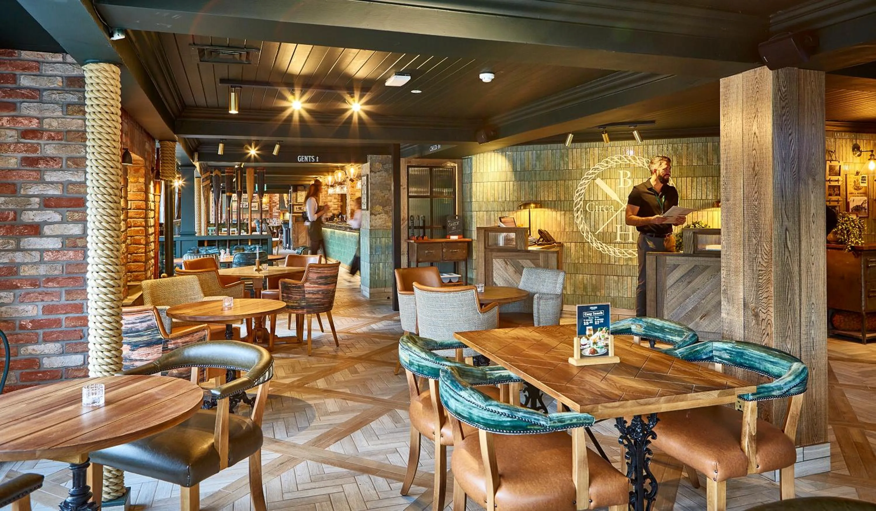 Restaurant/places to eat in The Boathouse Inn & Riverside Rooms