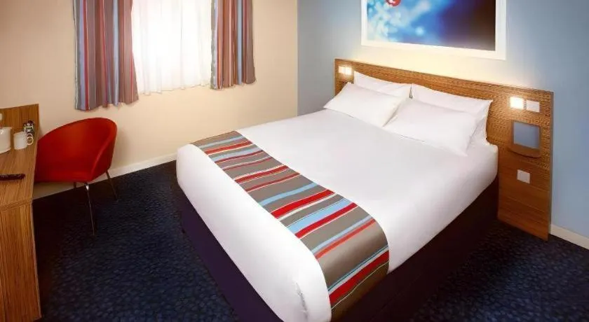 Bed in Travelodge London Greenwich High Road